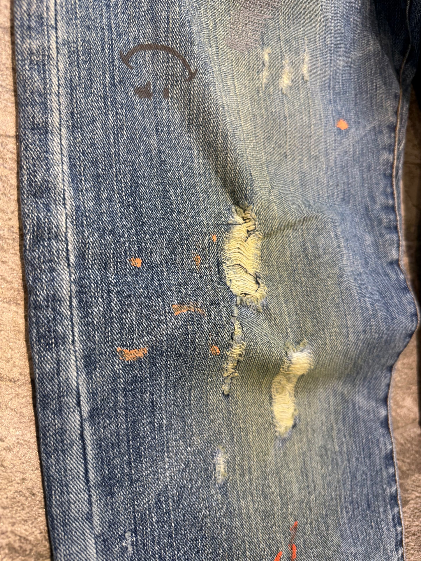 000’s Exhibitionist Mudwash Jeans (32”)