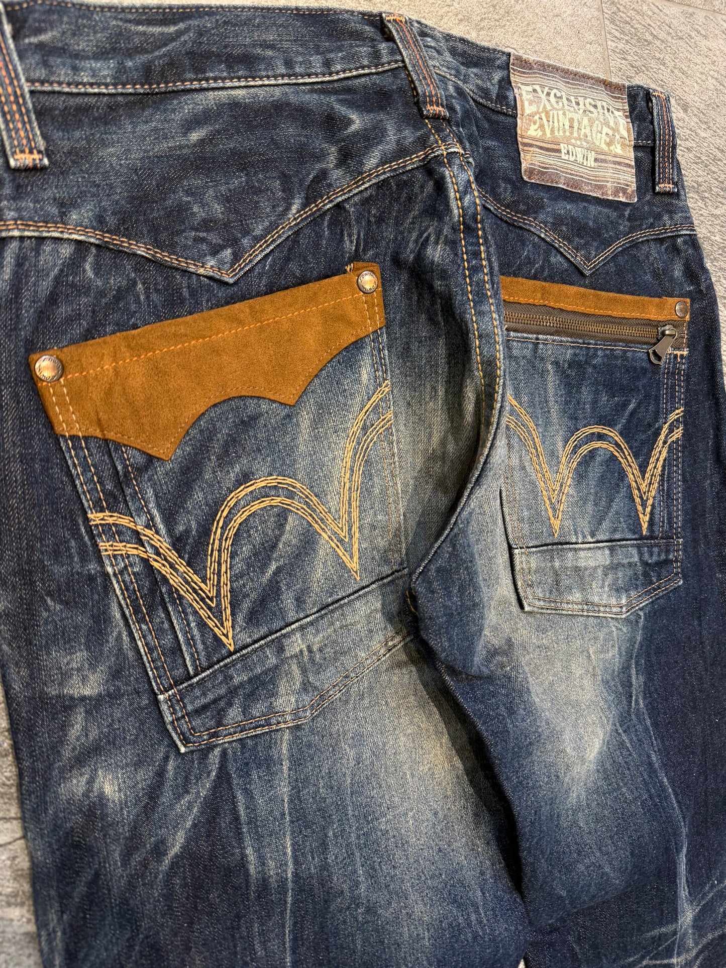 000’s Edwin Bootcut Jeans (33”)
