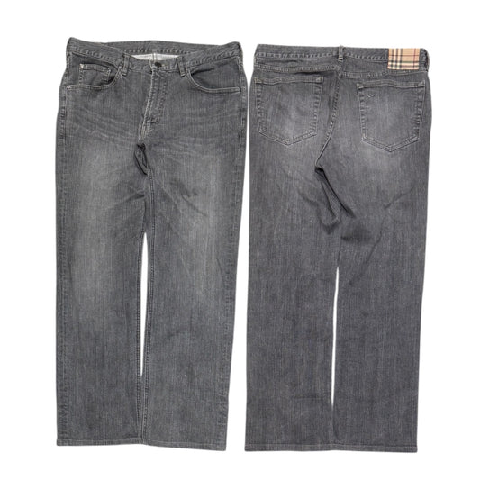 000’s Burberry Jeans (32”)