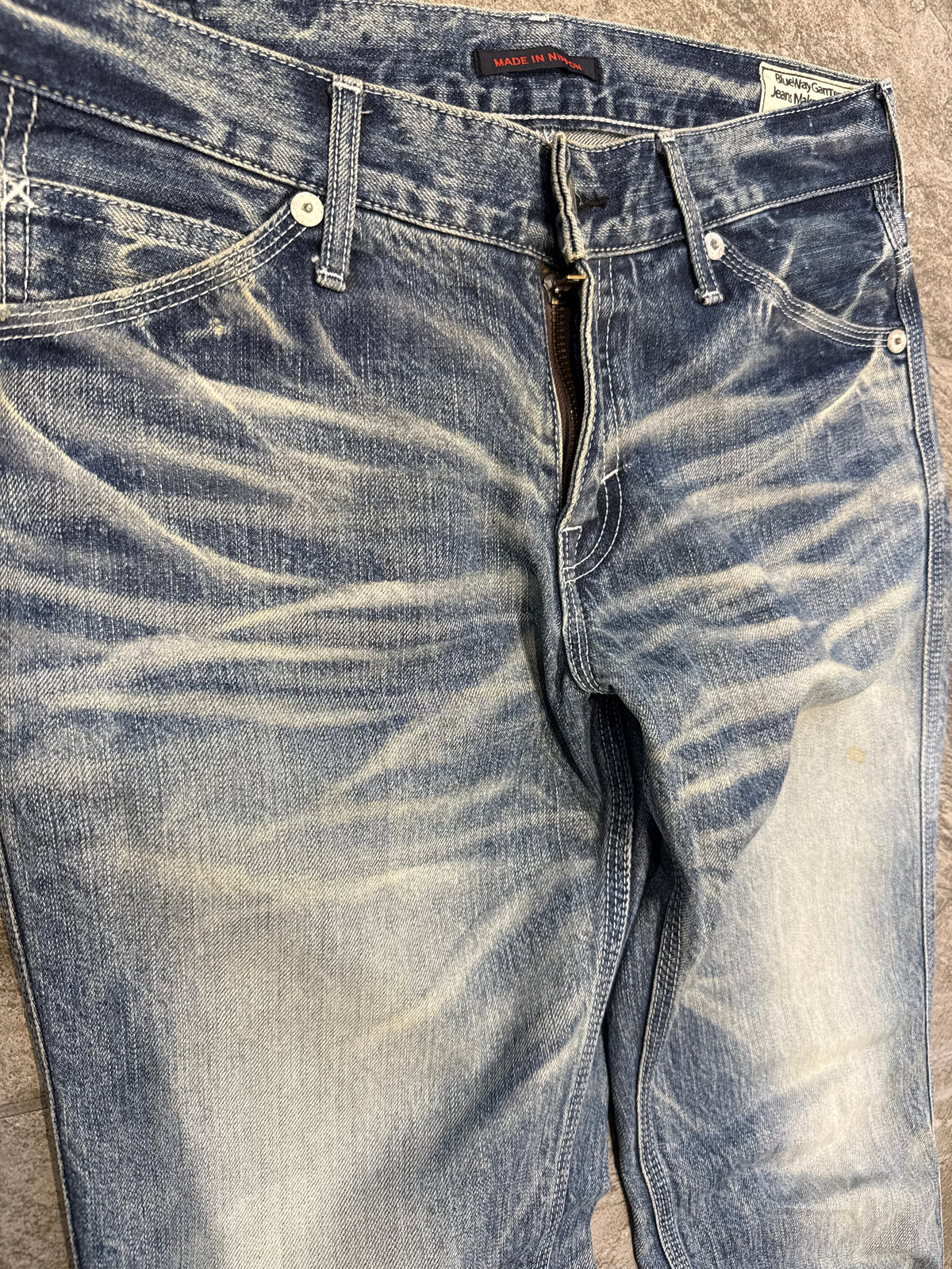 000’s Blueway Whiskered Jeans (31”)