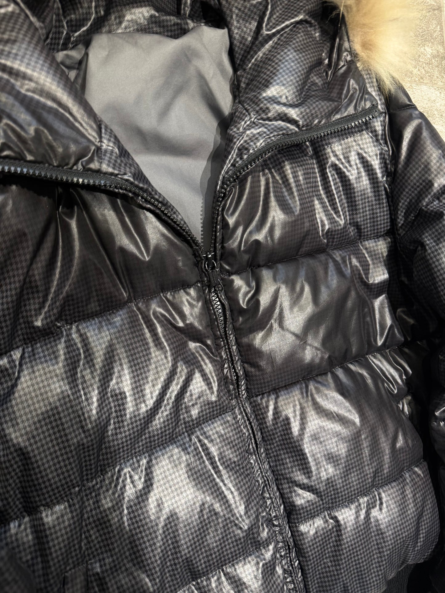 000’s Takeo Kikuchi Gradient Fur Puffer (M)