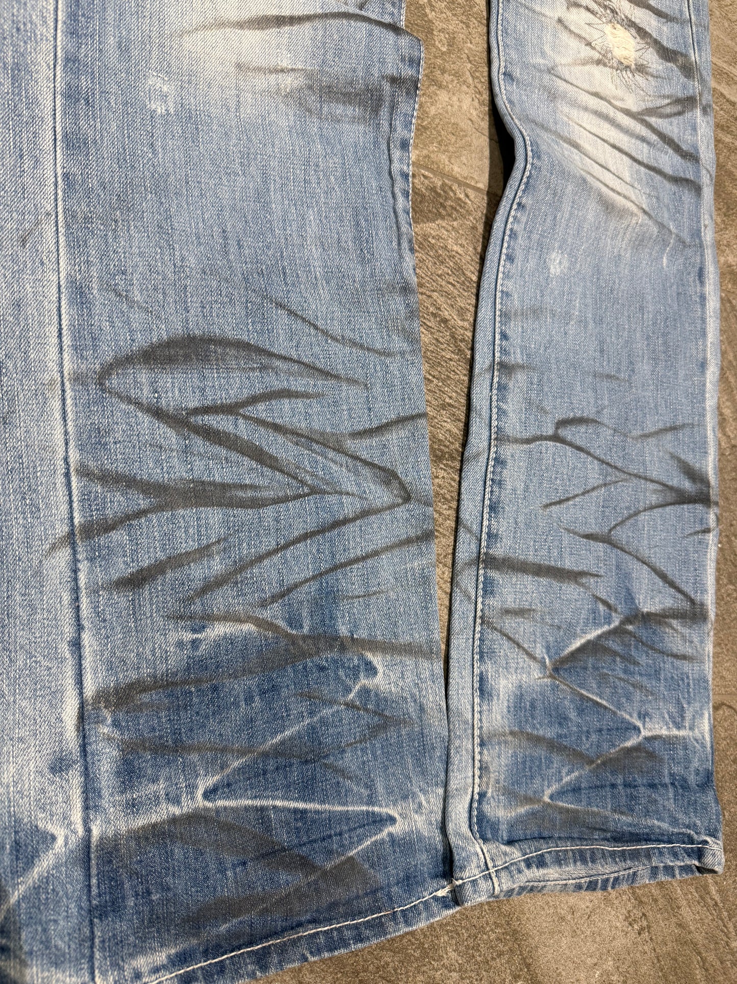 000’s Neutral Infinity Whiskered Jeans (31”)