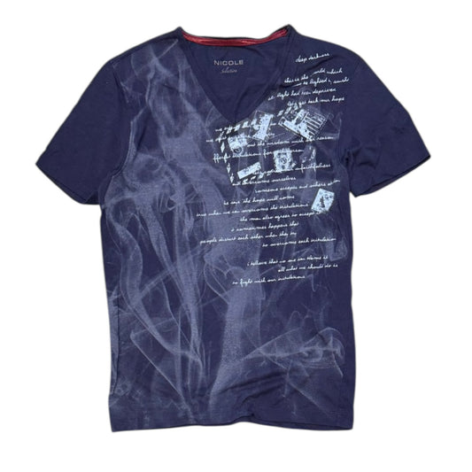 000’s Nicole Script V Neck Tee (XS)
