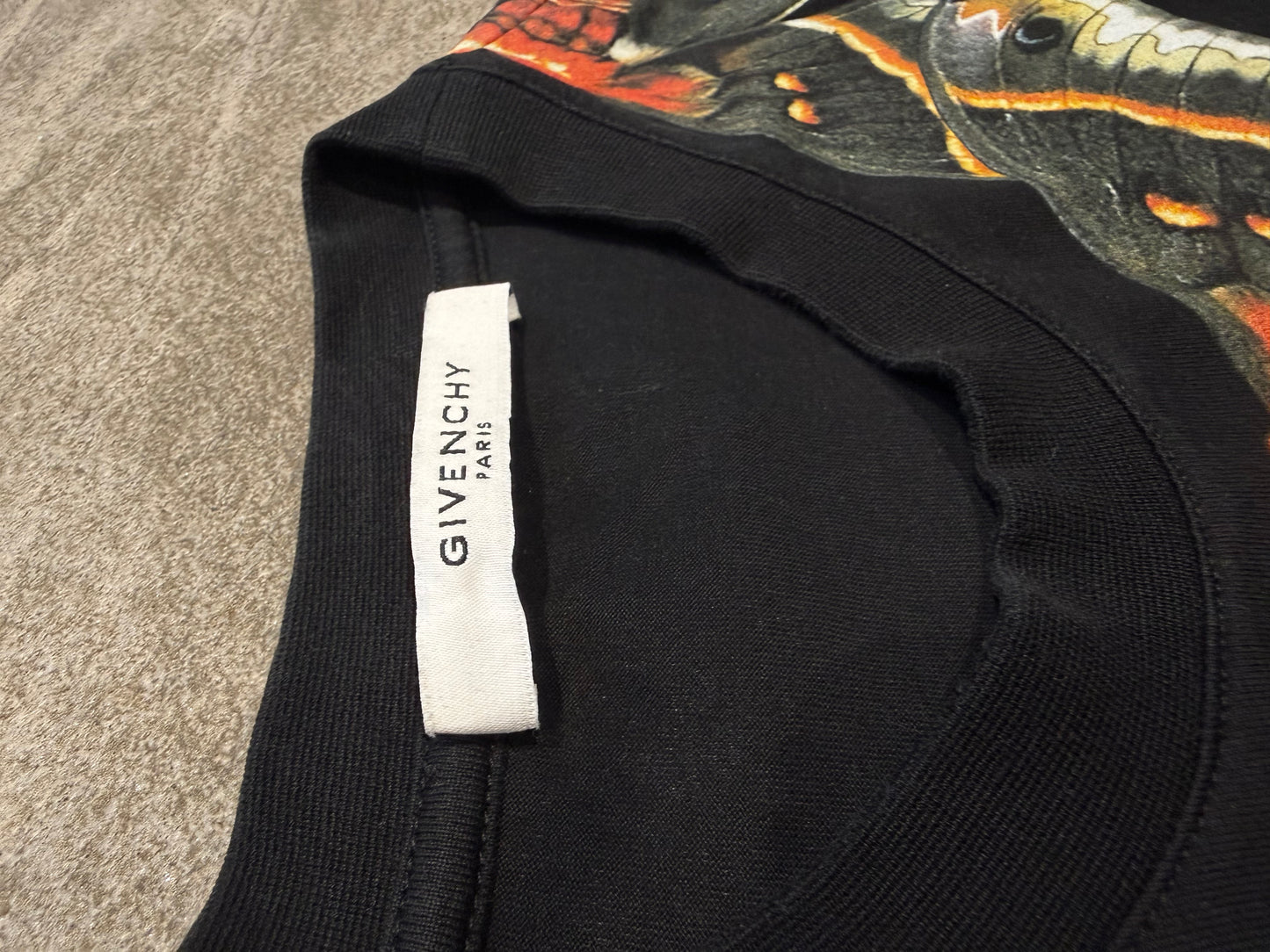 Givenchy Tee (XS)
