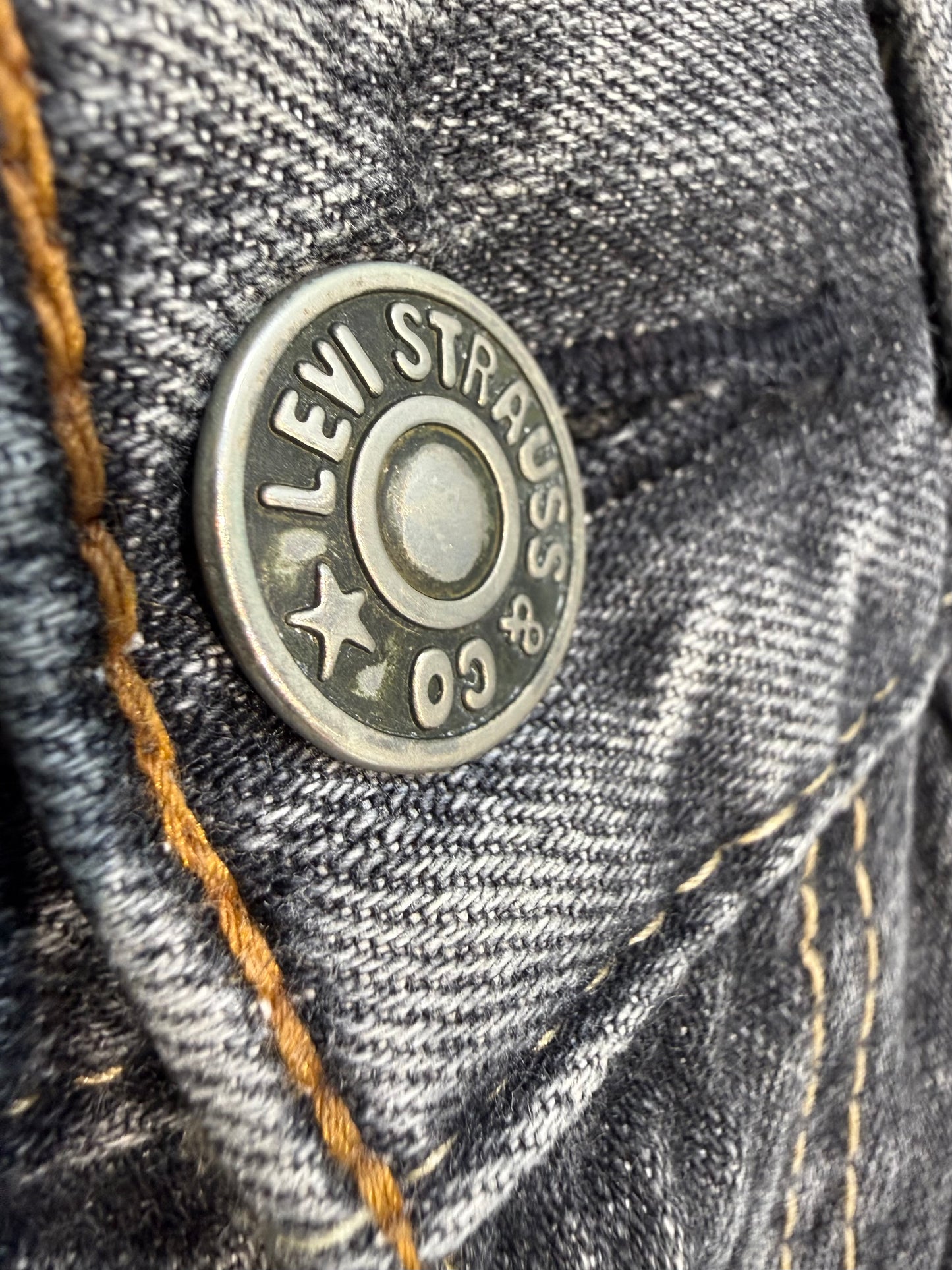 Levi’s 502 Ghost wash Jeans (31”)