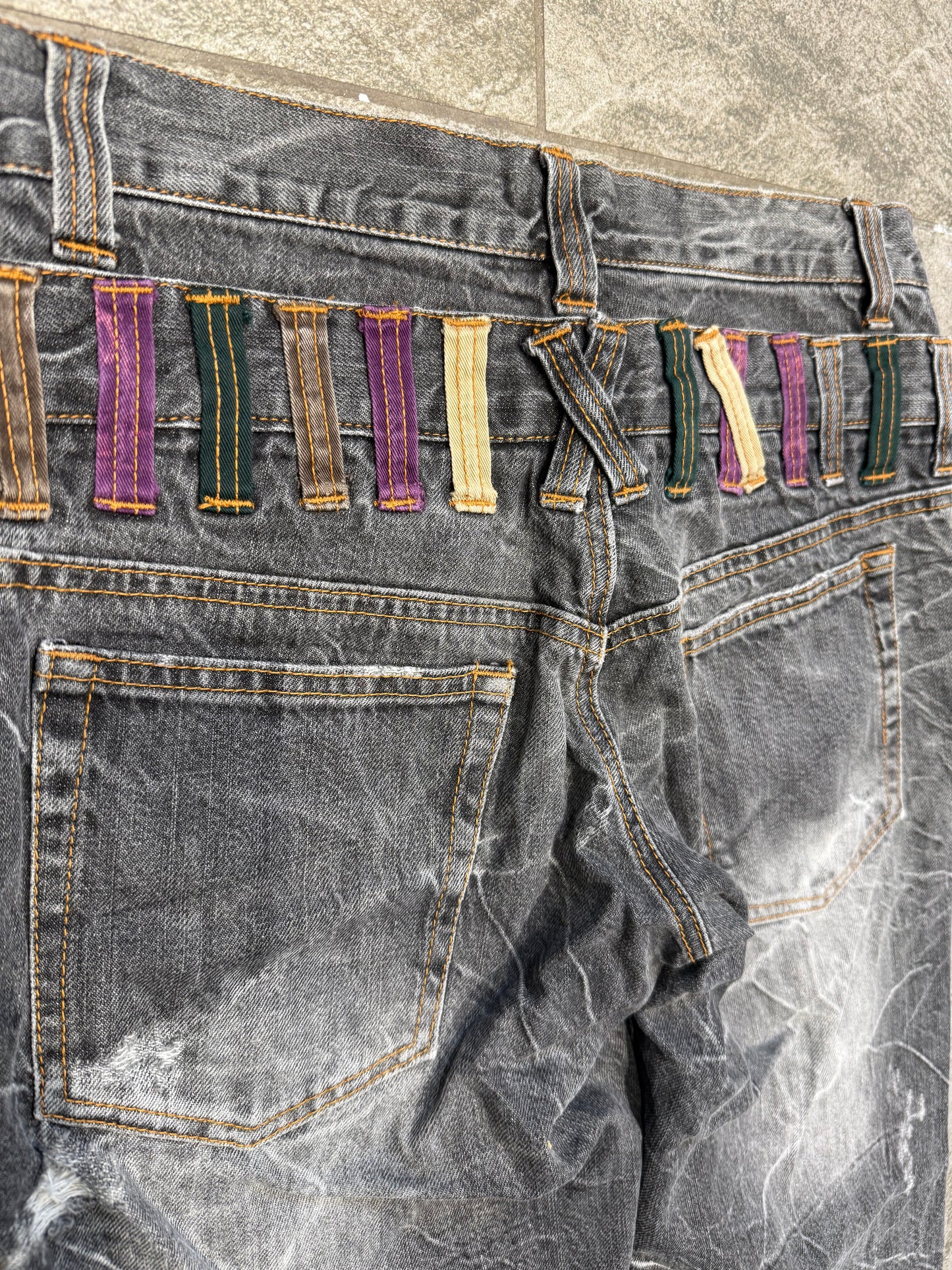 000’s Nylaus Double Waisted Jeans  (30”)