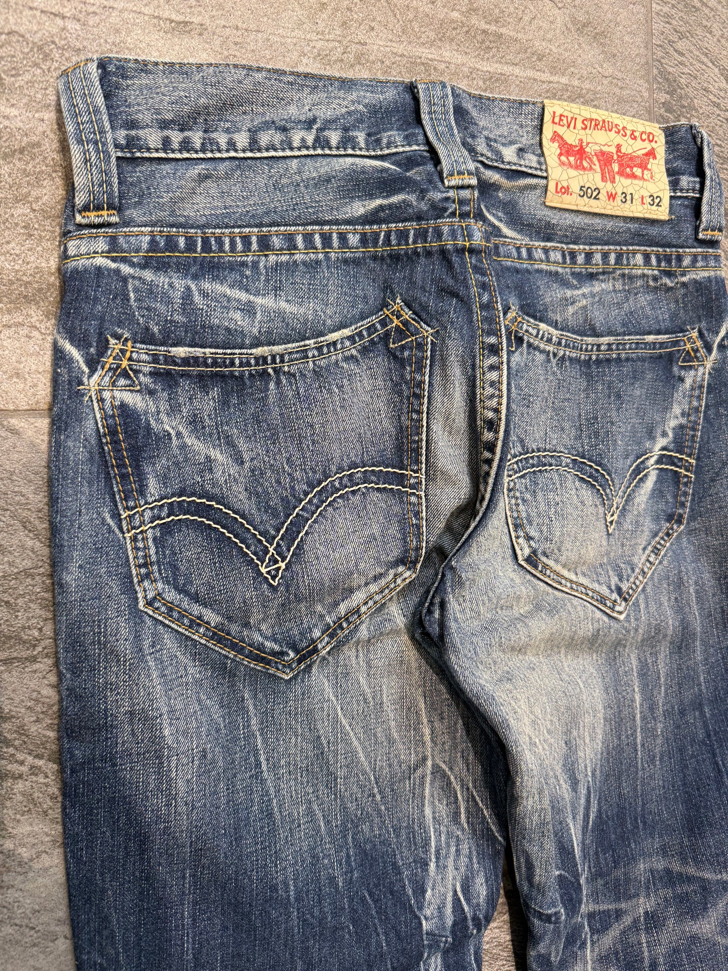 000’s Levi’s 502 Ghost Wash Jeans (31”)