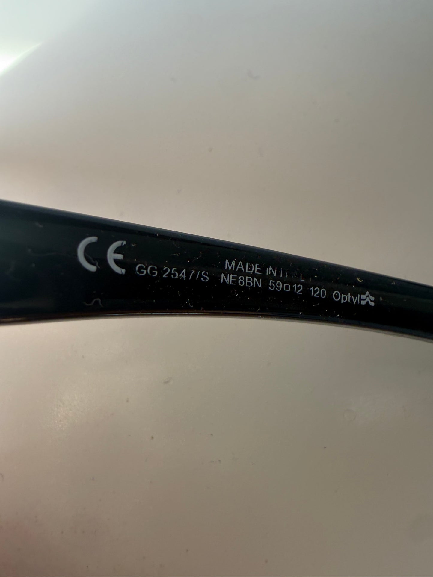 Gucci Sunglassess