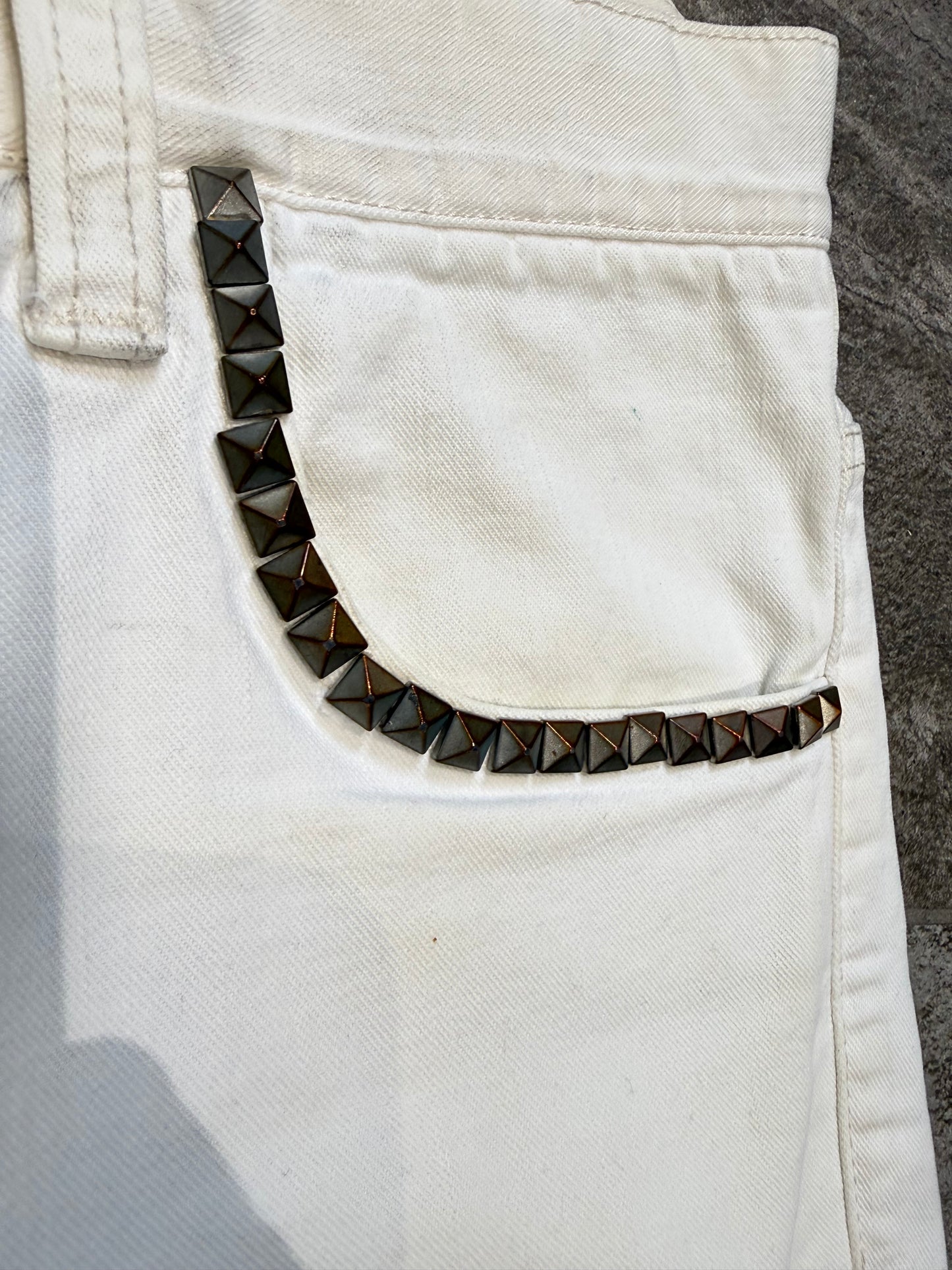 Deep Studded Jeans (31”)