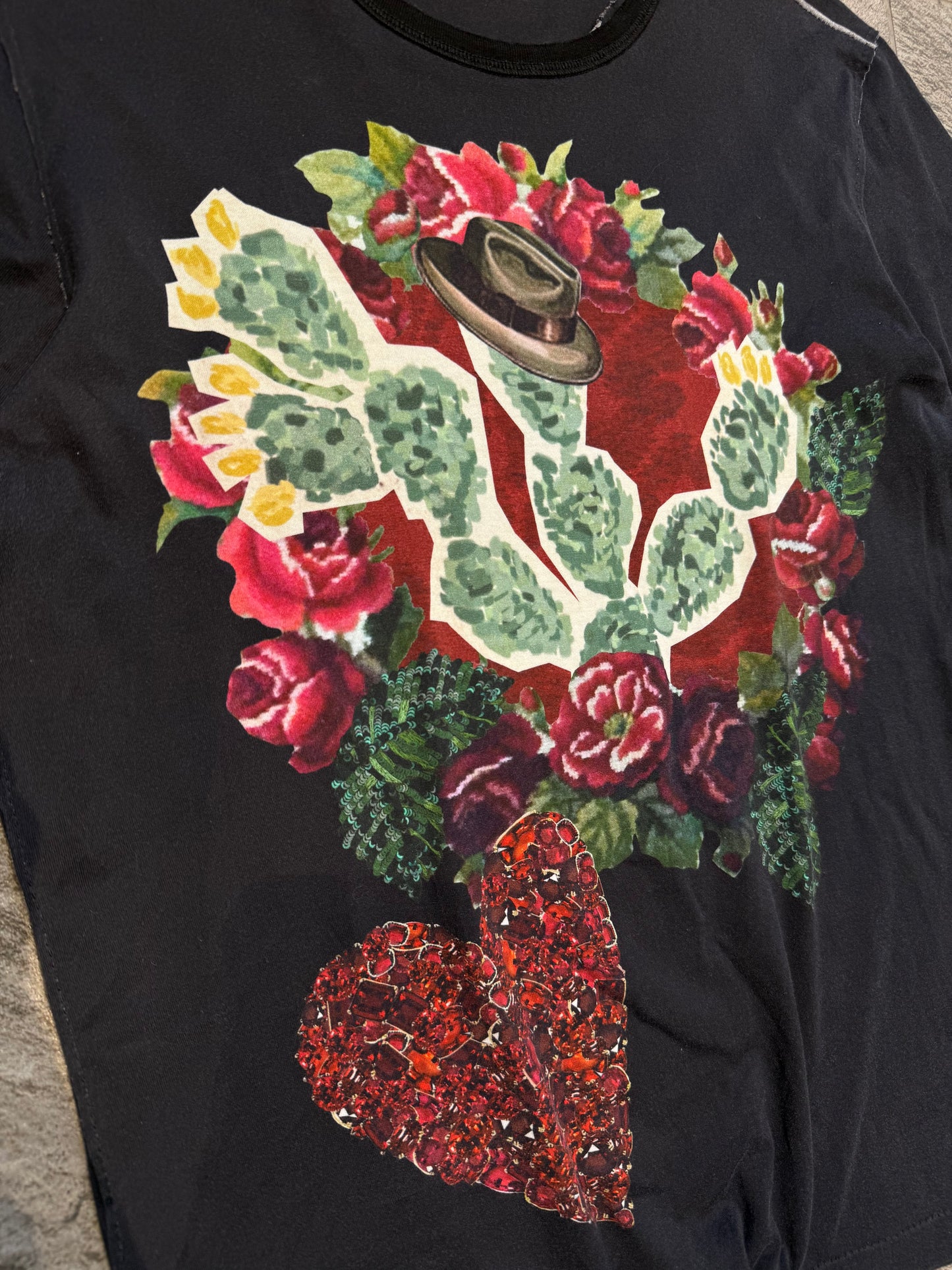 Dolce & Gabbbana Tee (M-L)