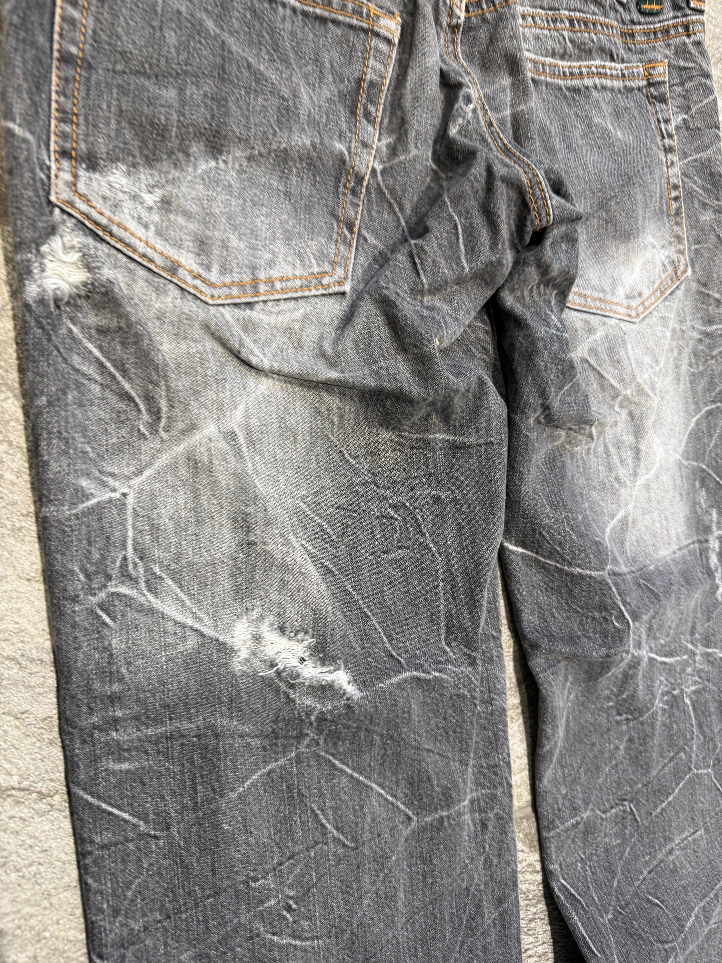 000’s Nylaus Double Waisted Jeans  (30”)