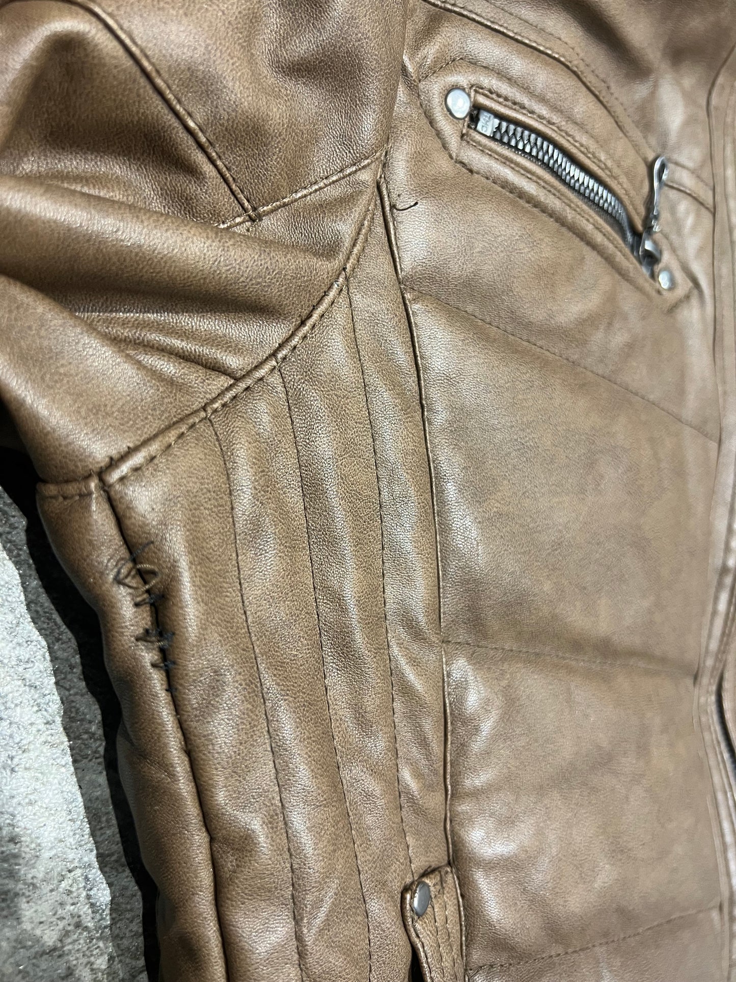 000’s Louis Charlon Leather Fur Hood Puffer (L)