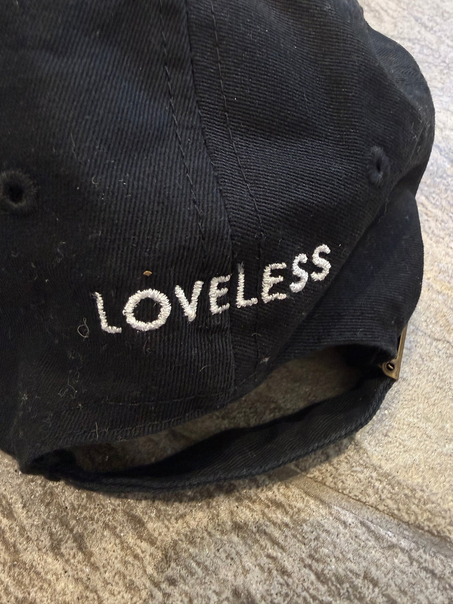 000’s Loveless Skull Hat