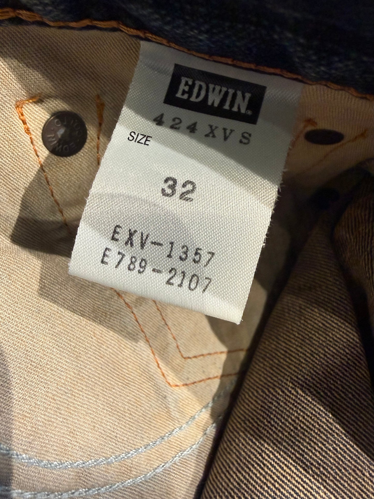 000’s Edwin Jeans (32”)