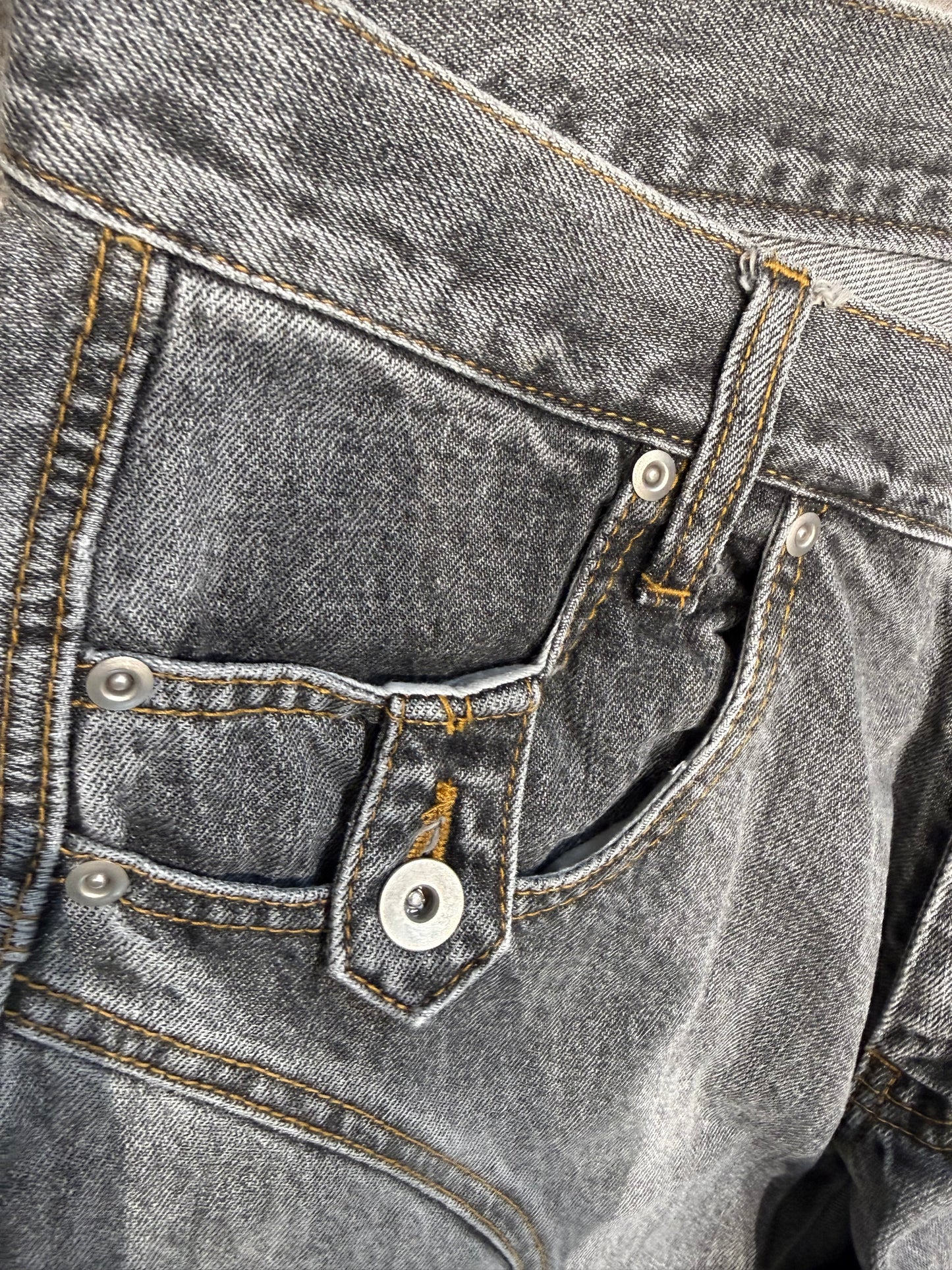 000’s Orihica Flared Jeans (32”)