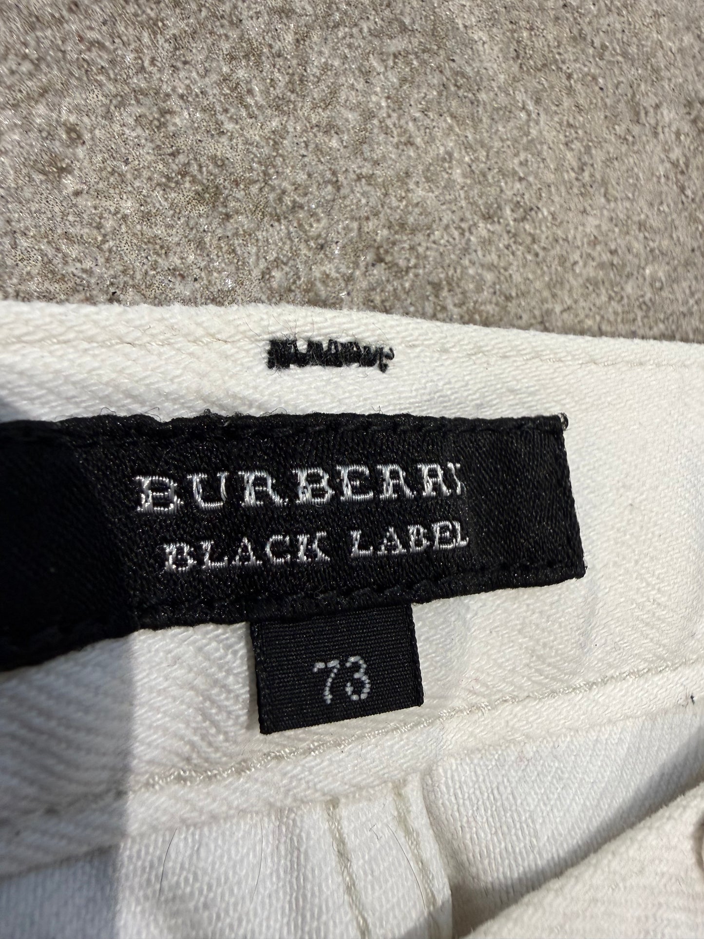 000’s Burberry Jeans (30”)