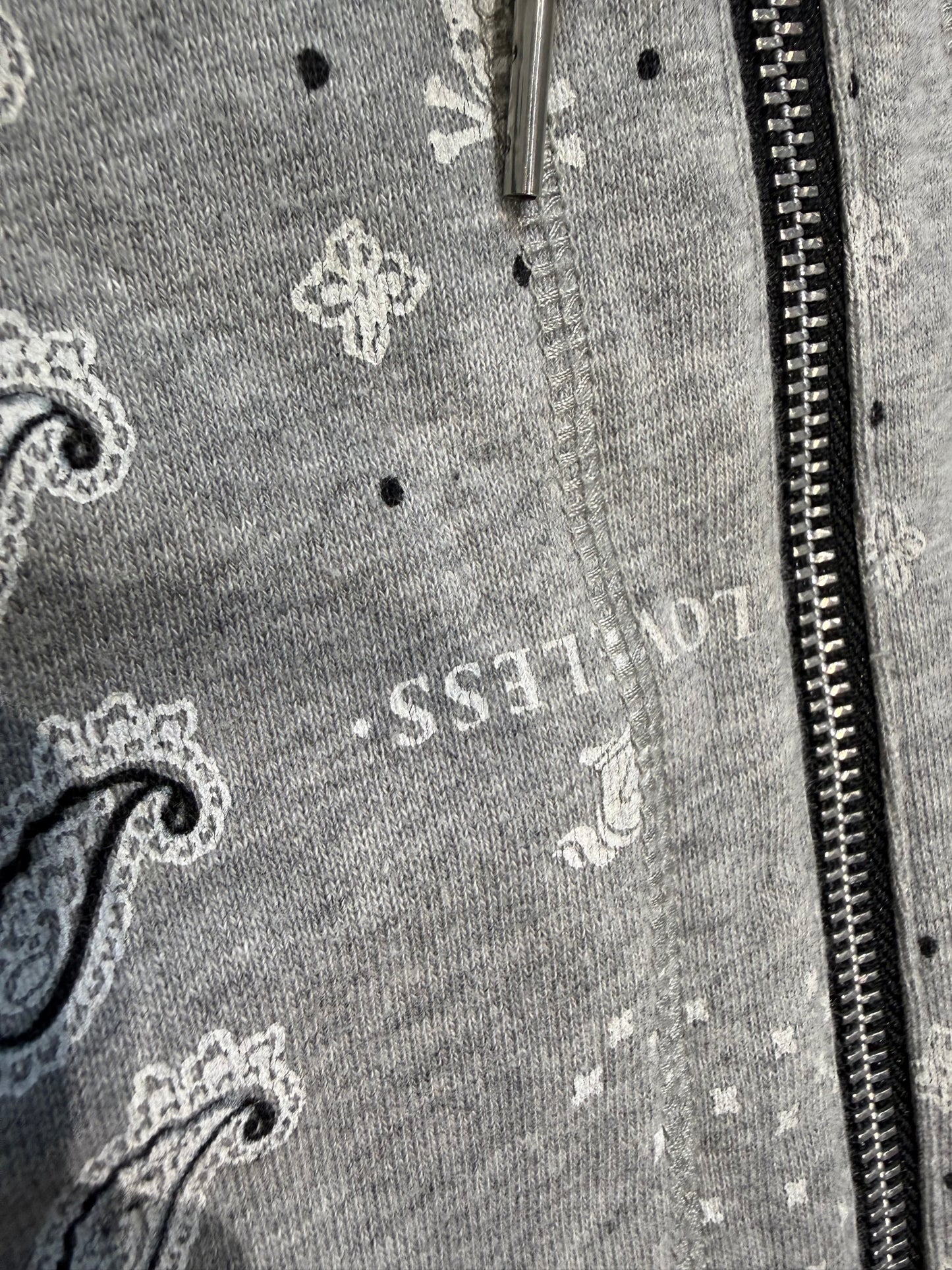 000’s Loveless Paisley Hoodie (XS-S)