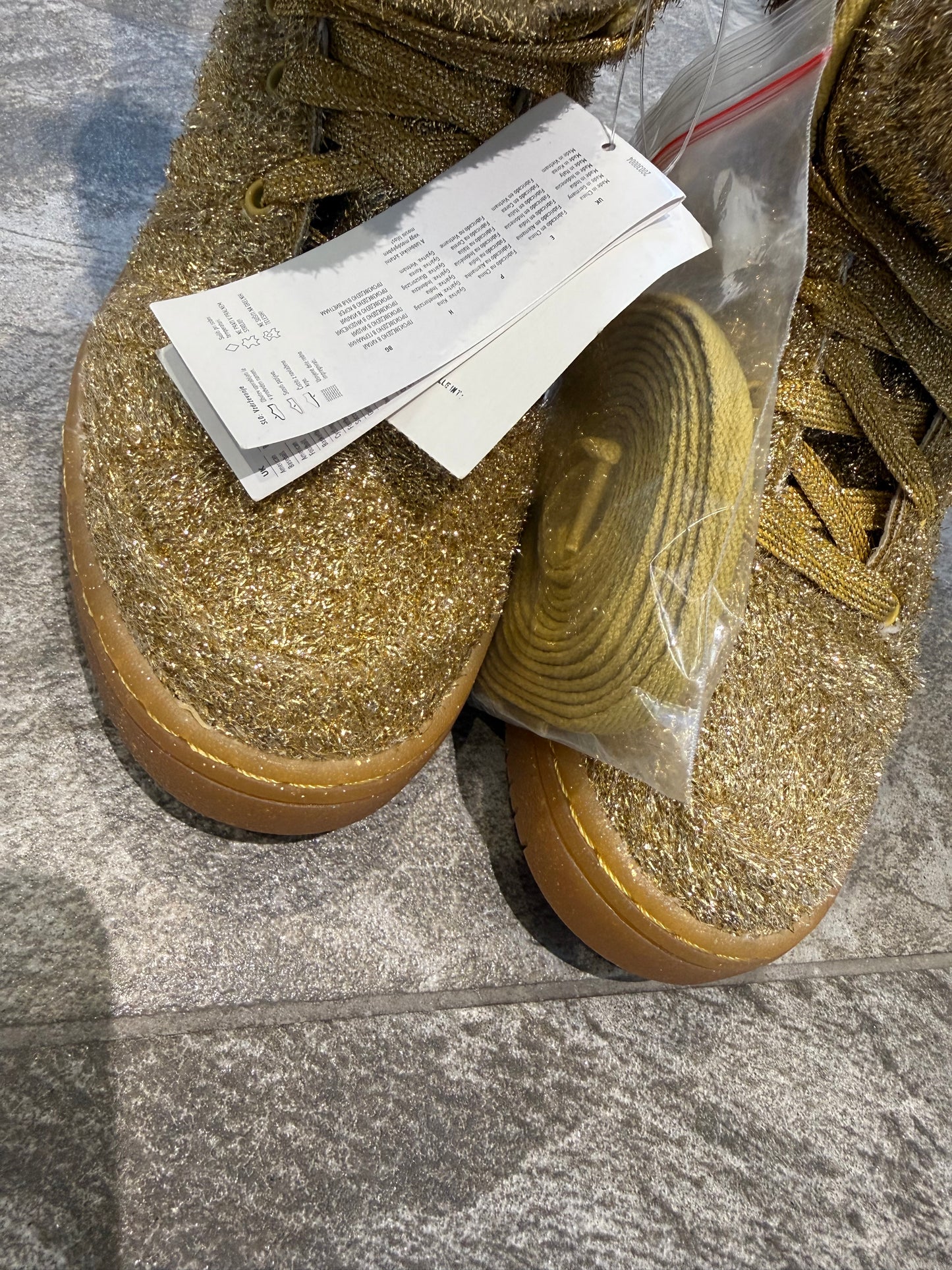Jeremy Scott x Adidas Gold Bears (UK 9 - UK 43)
