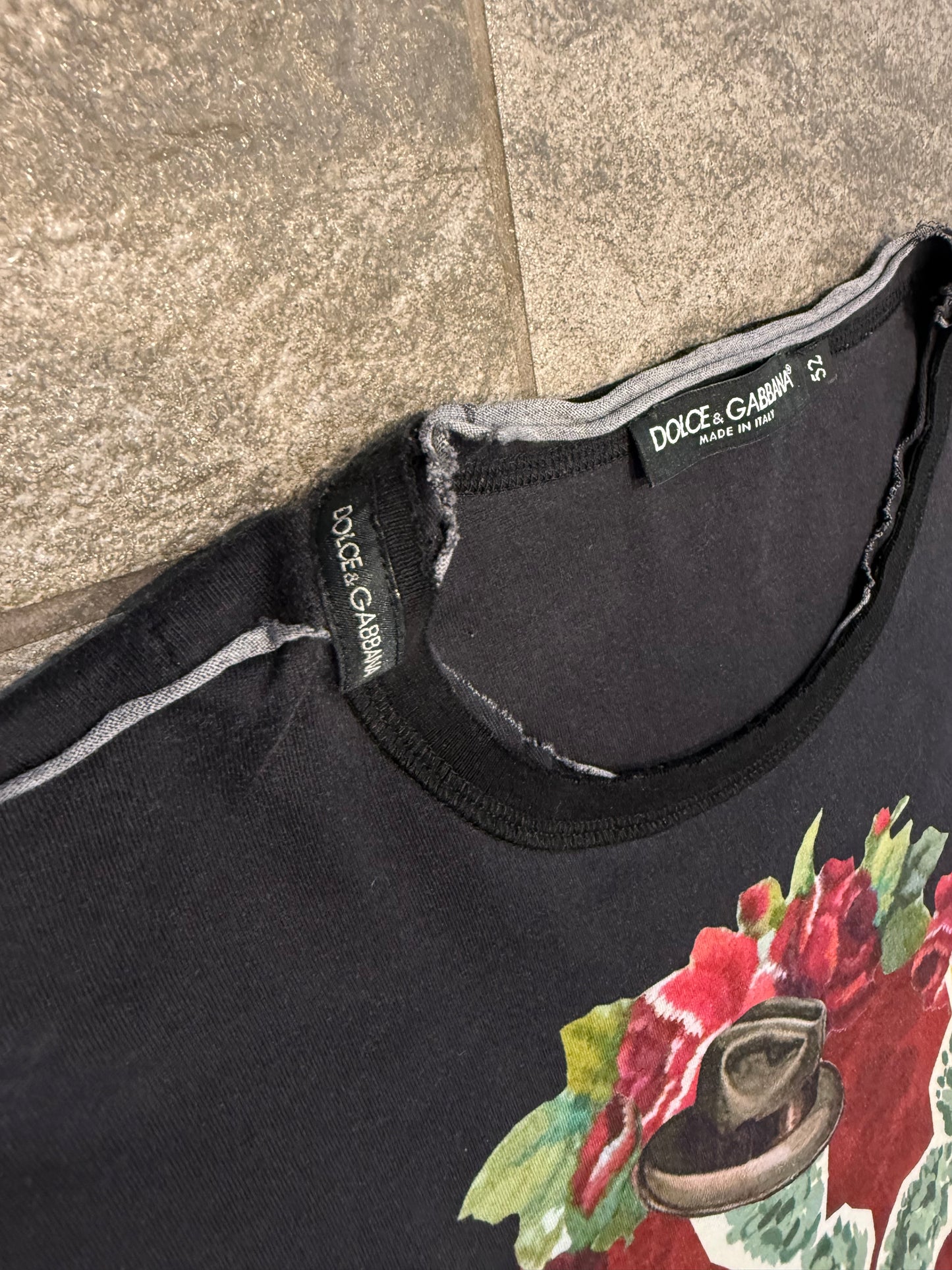Dolce & Gabbbana Tee (M-L)