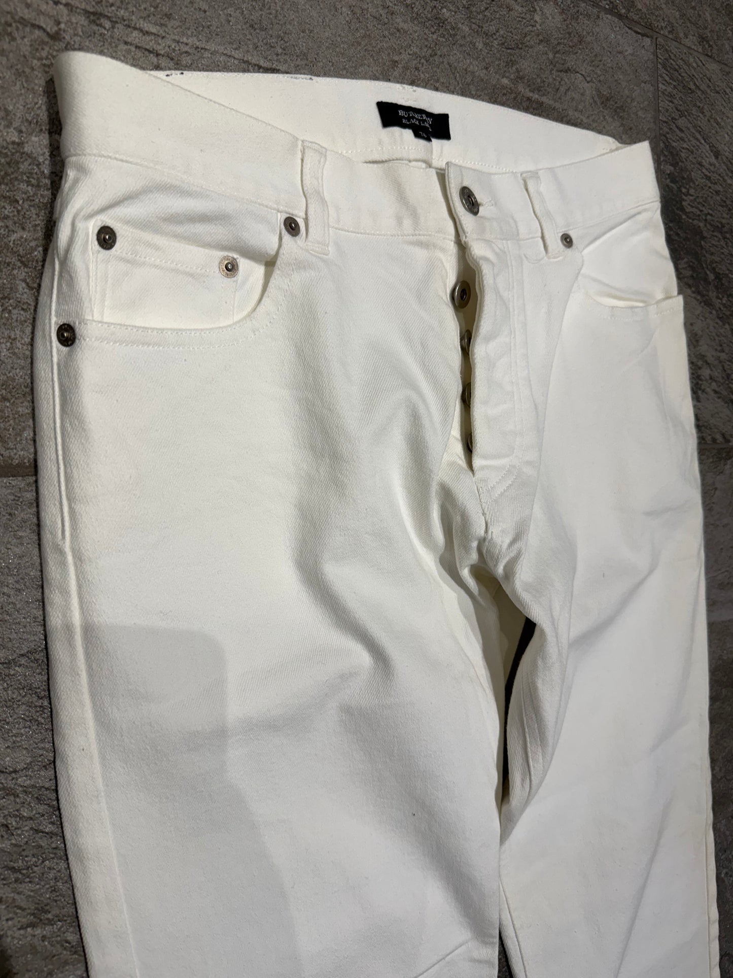 000’s Burberry Jeans (30”)