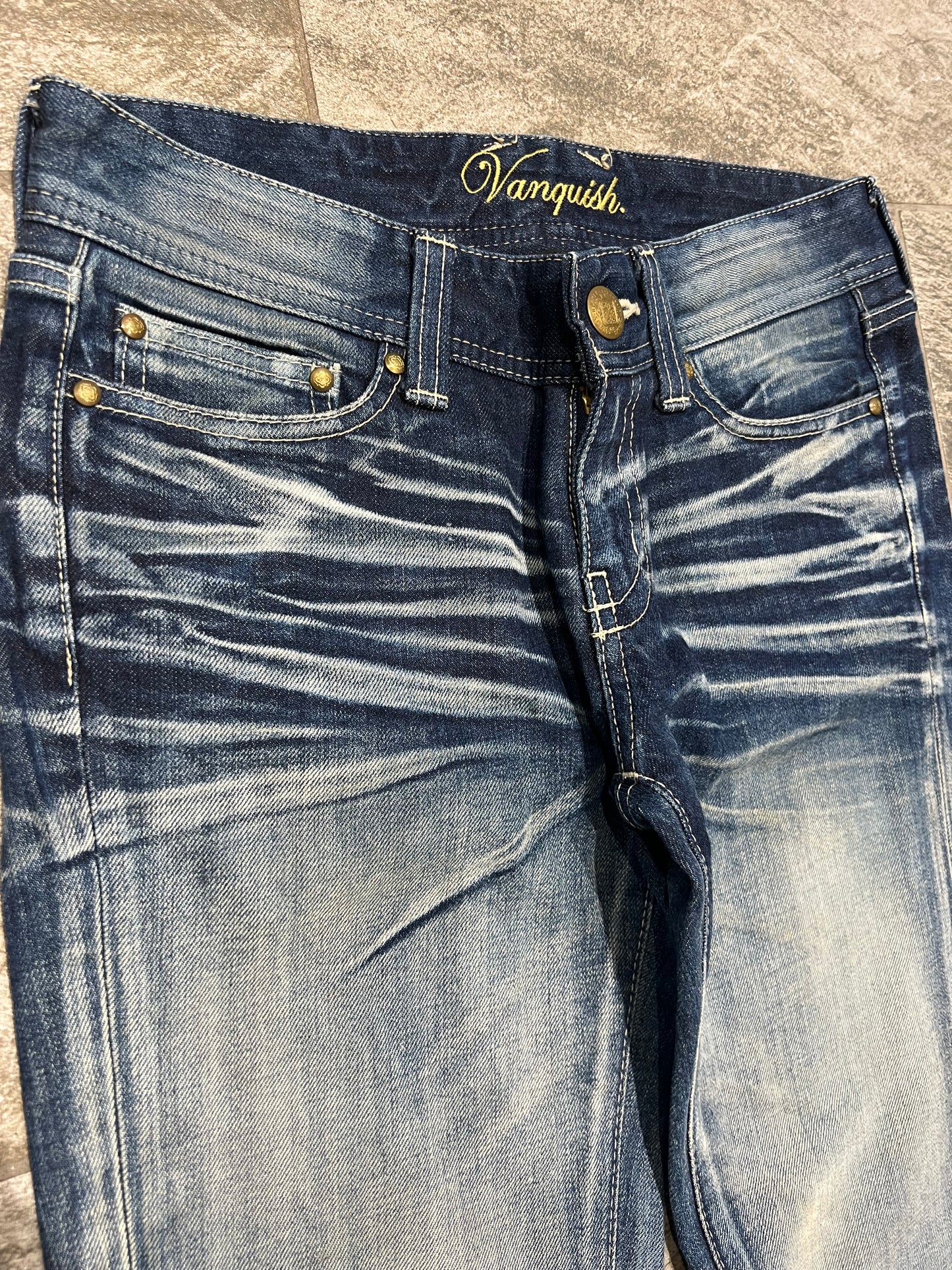 000’s Vanquish Flared Jeans (28”)
