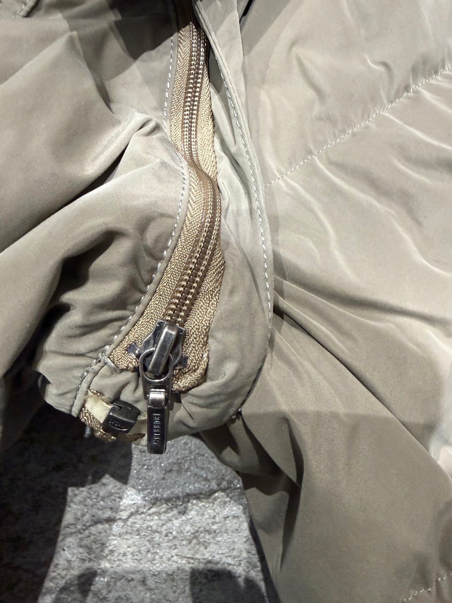 000’s Burberry 2 in 1 Fur Puffer (M)