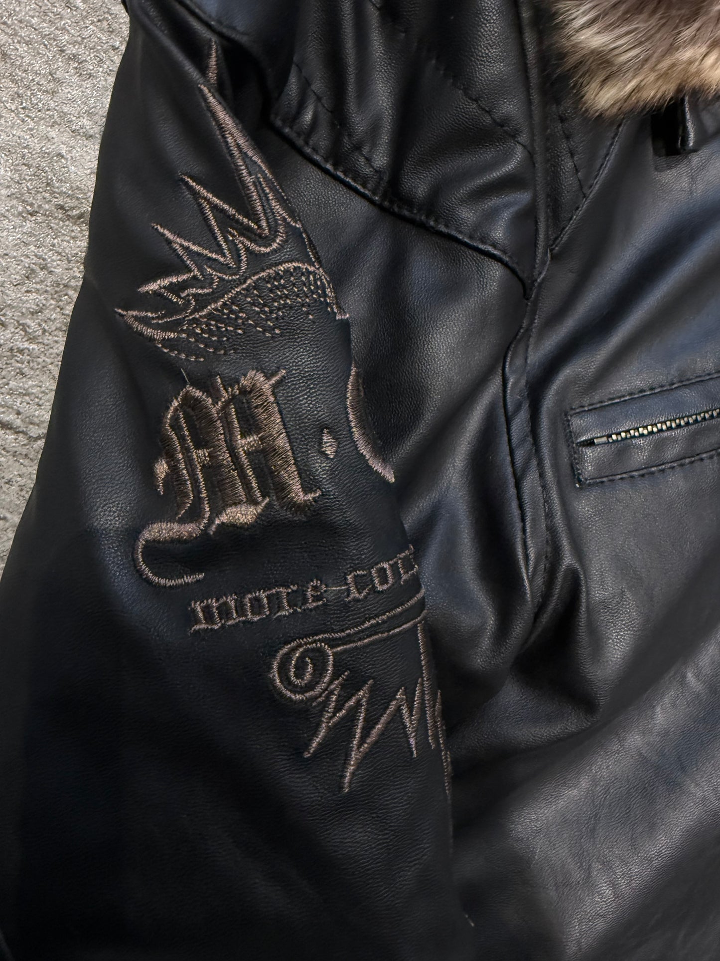 000’s MCD Fur Collar Leather Jacket (S-M)