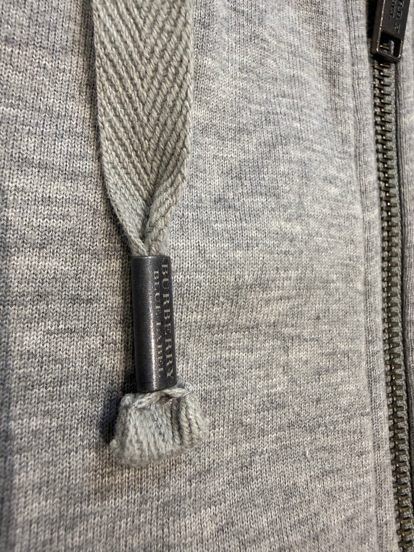 000’s Burberry Hoodie (M)