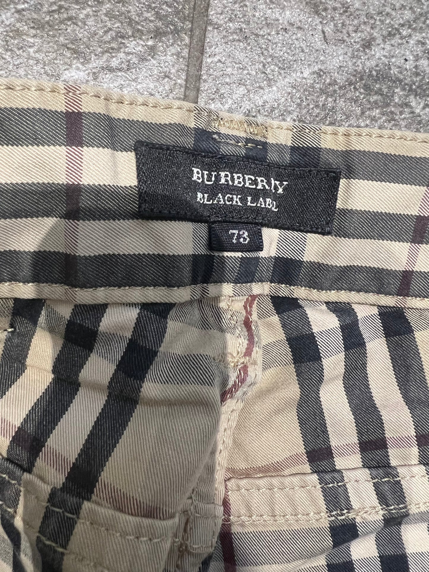 000’s Burberry Novacheck Trousers