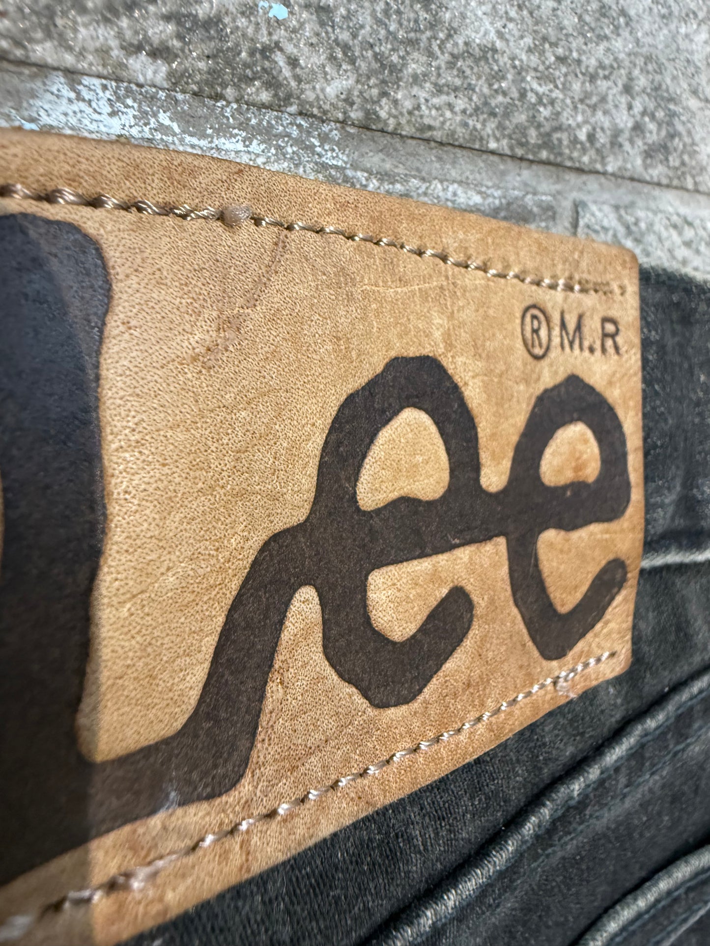000’s Lee Bootcut Jeans (34”)