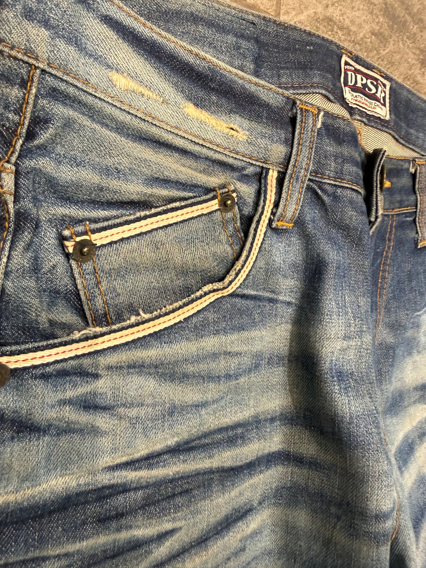 000’s DPSR Distressed Bootcut Jeans (34”)
