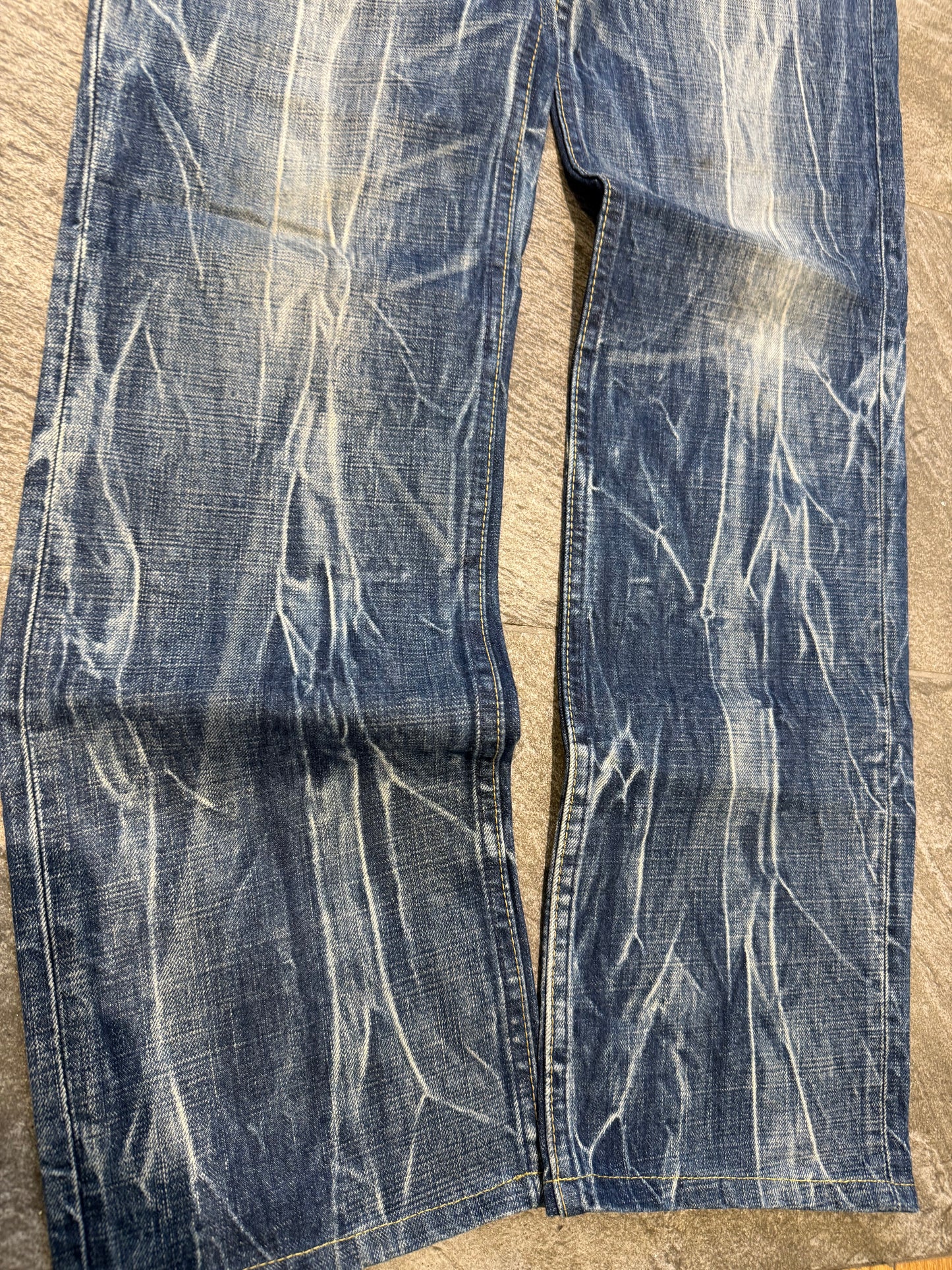 000’s Levi’s 502 Ghostwash Jeans (30”)