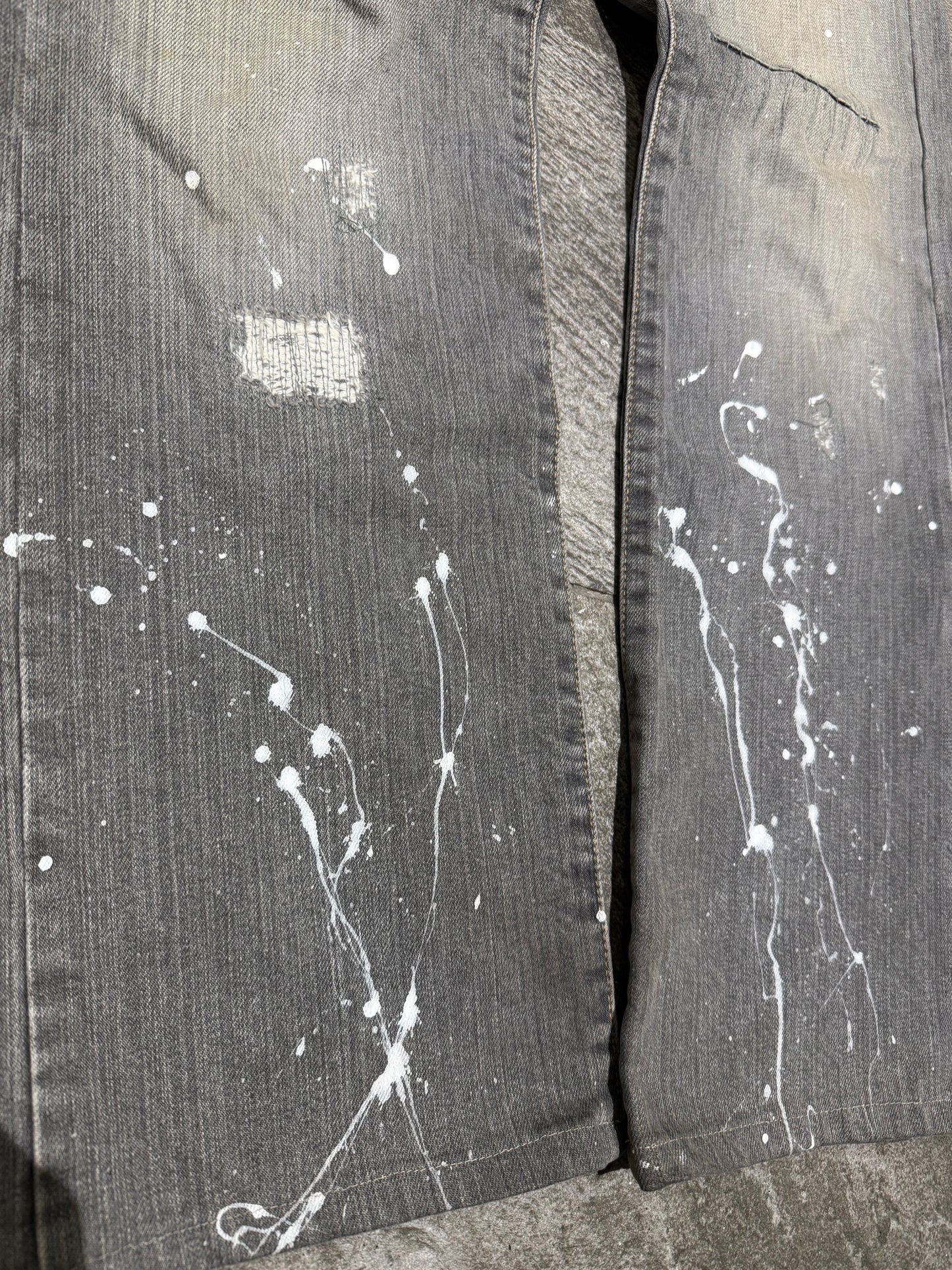 000’s Takeo Kikuchi Paint Splatter Jeans (31”)