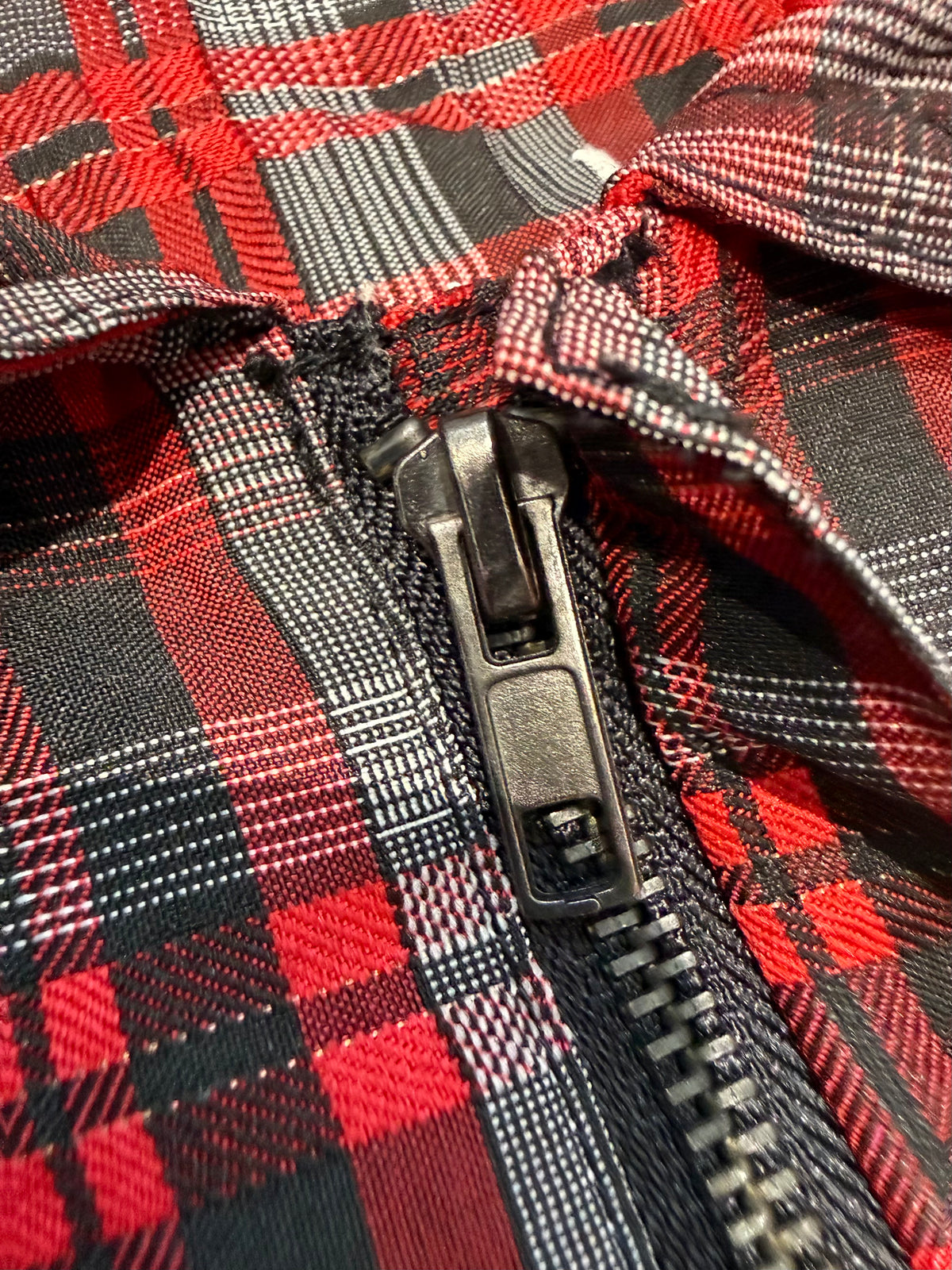 000’s Bernings Skull Plaid Flannel (L)