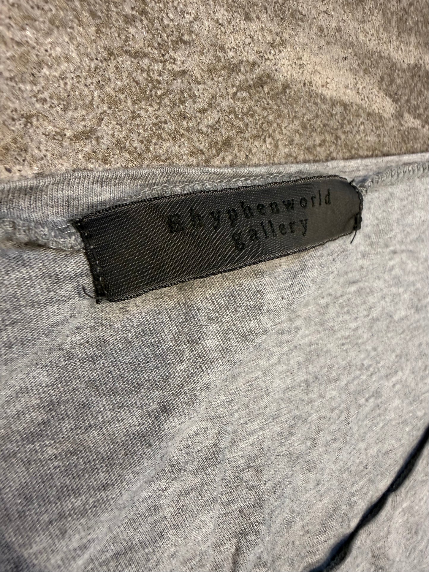000’s Ehyphenworld Gallery Rosary Longsleeve (S)