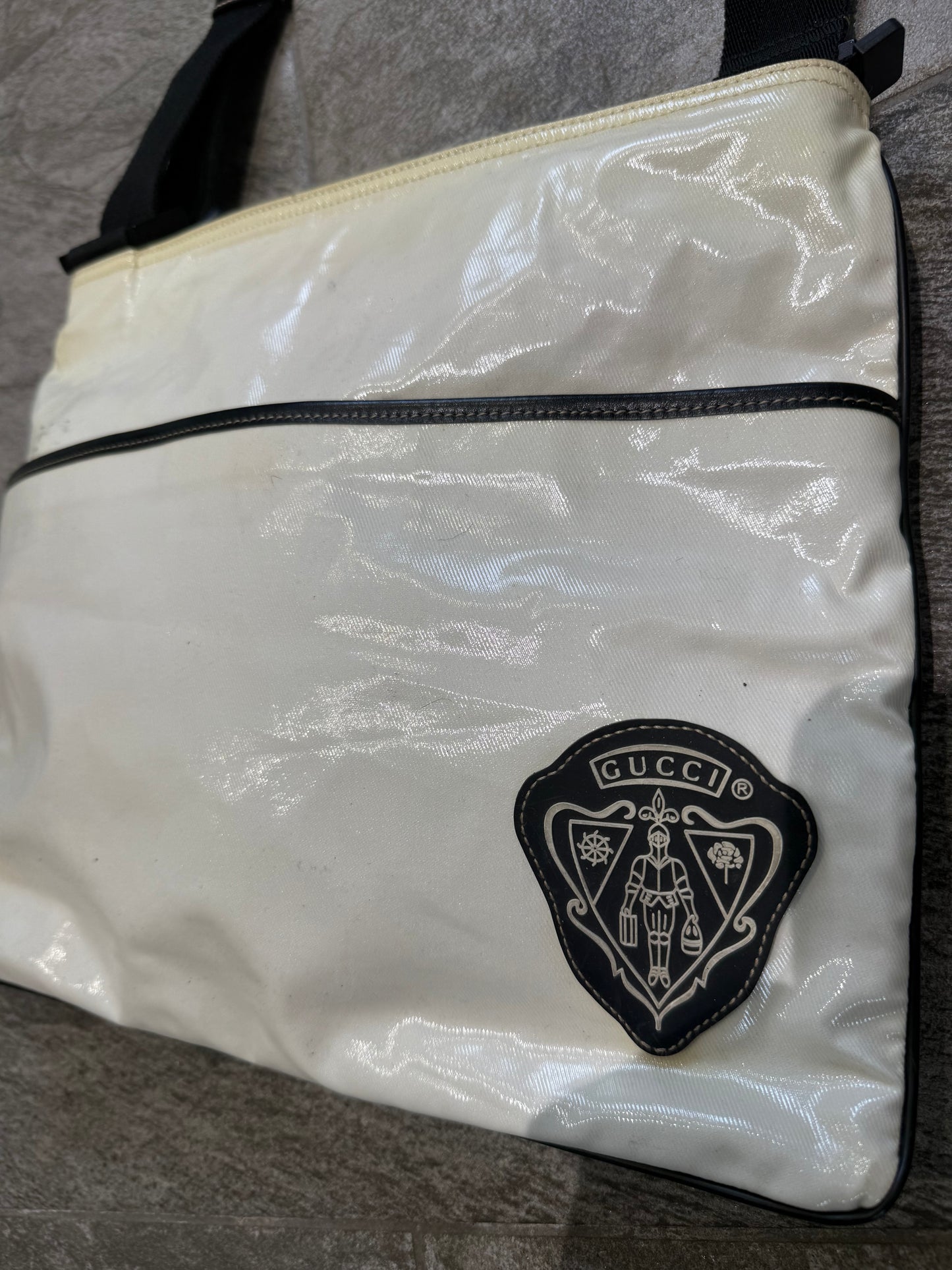 Vintage Gucci Hysteria Crest Messenger Bag