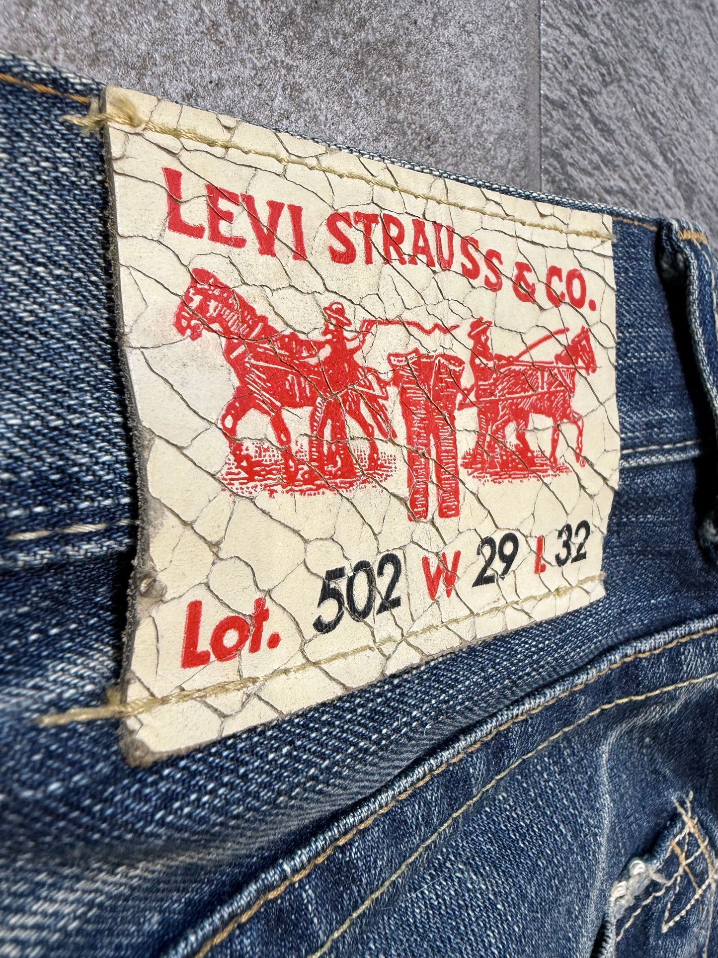 000’s Levi’s 502 Ghost Wash Jeans (29”)