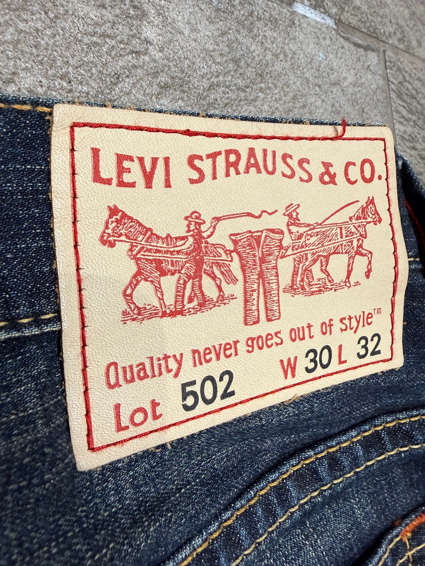 000’s Japanese Levis 502 Jeans (30”)