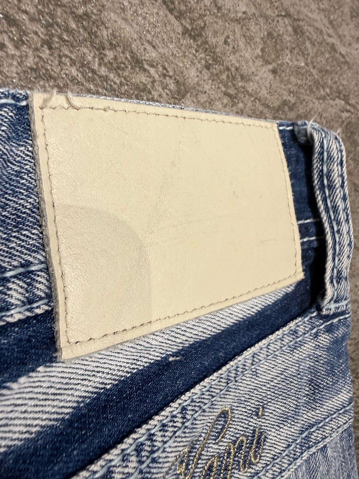 000’s Karl Kani Jeans (33”)