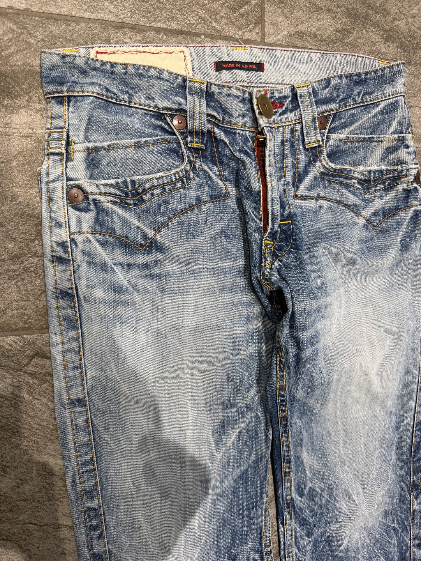 000’s Blueway Distressed Jeans (31”)