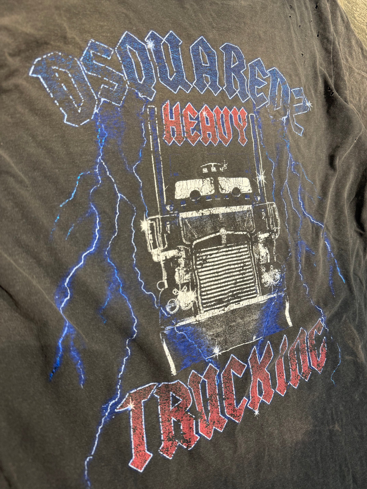 000’s Dsquared Distressed Tee (M)