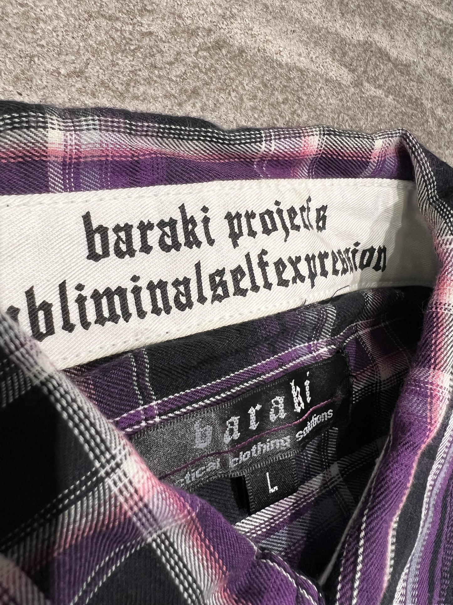 000’s Baraki Skull Checkered Flannel (L)
