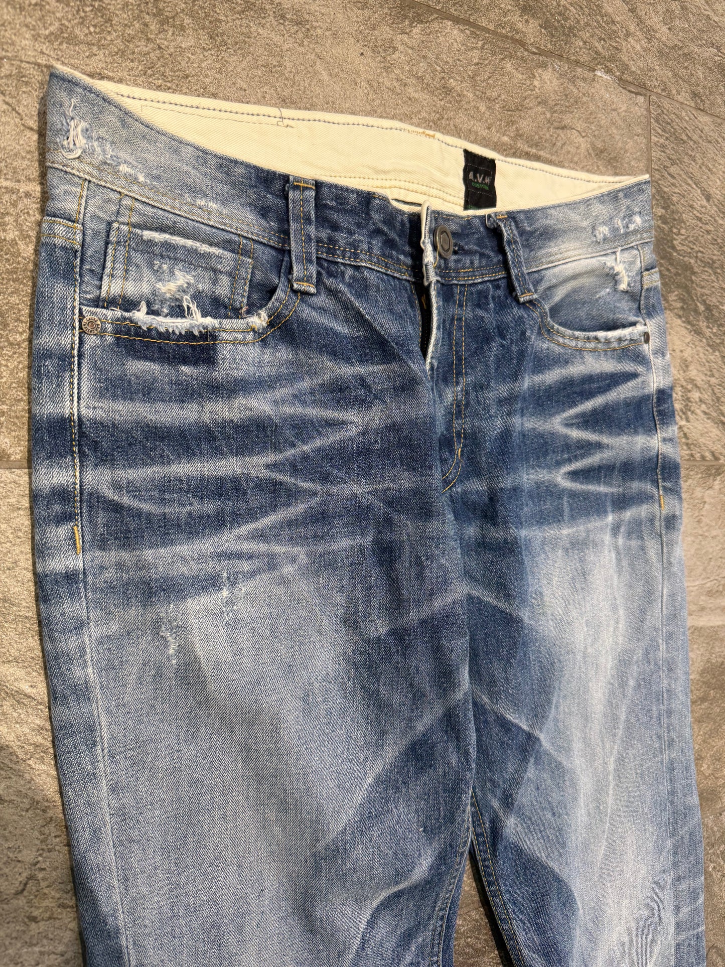 000’s A.V.H Bootcut Jeans (32”)