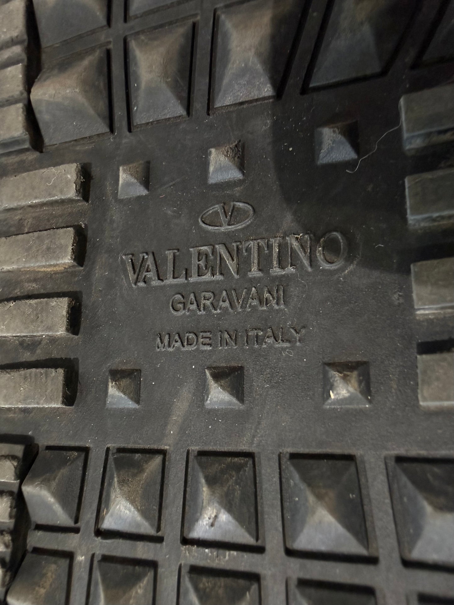 Valentino Camo High Tops (8)