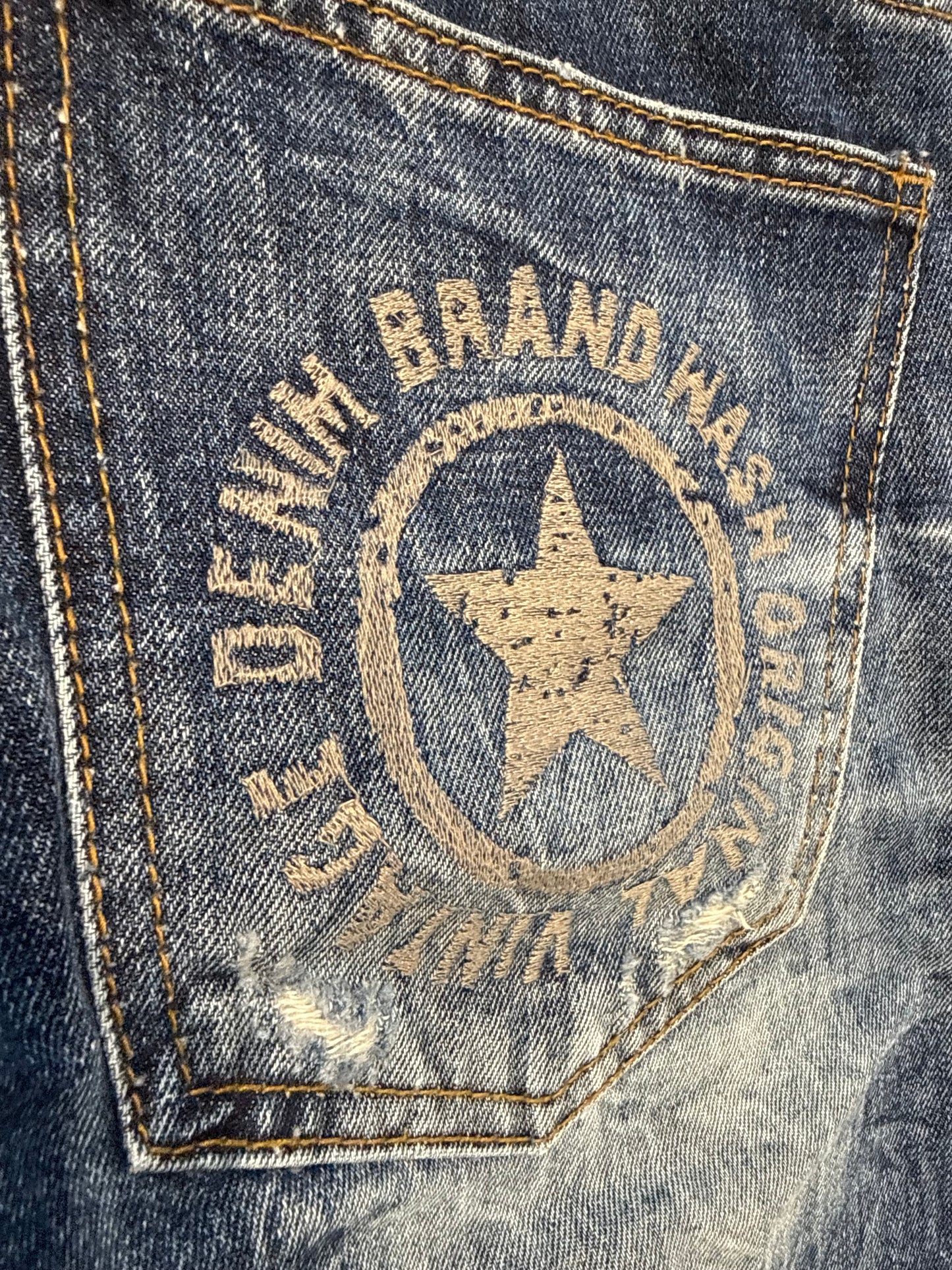 000’s DPSR Distressed Jeans (34”)