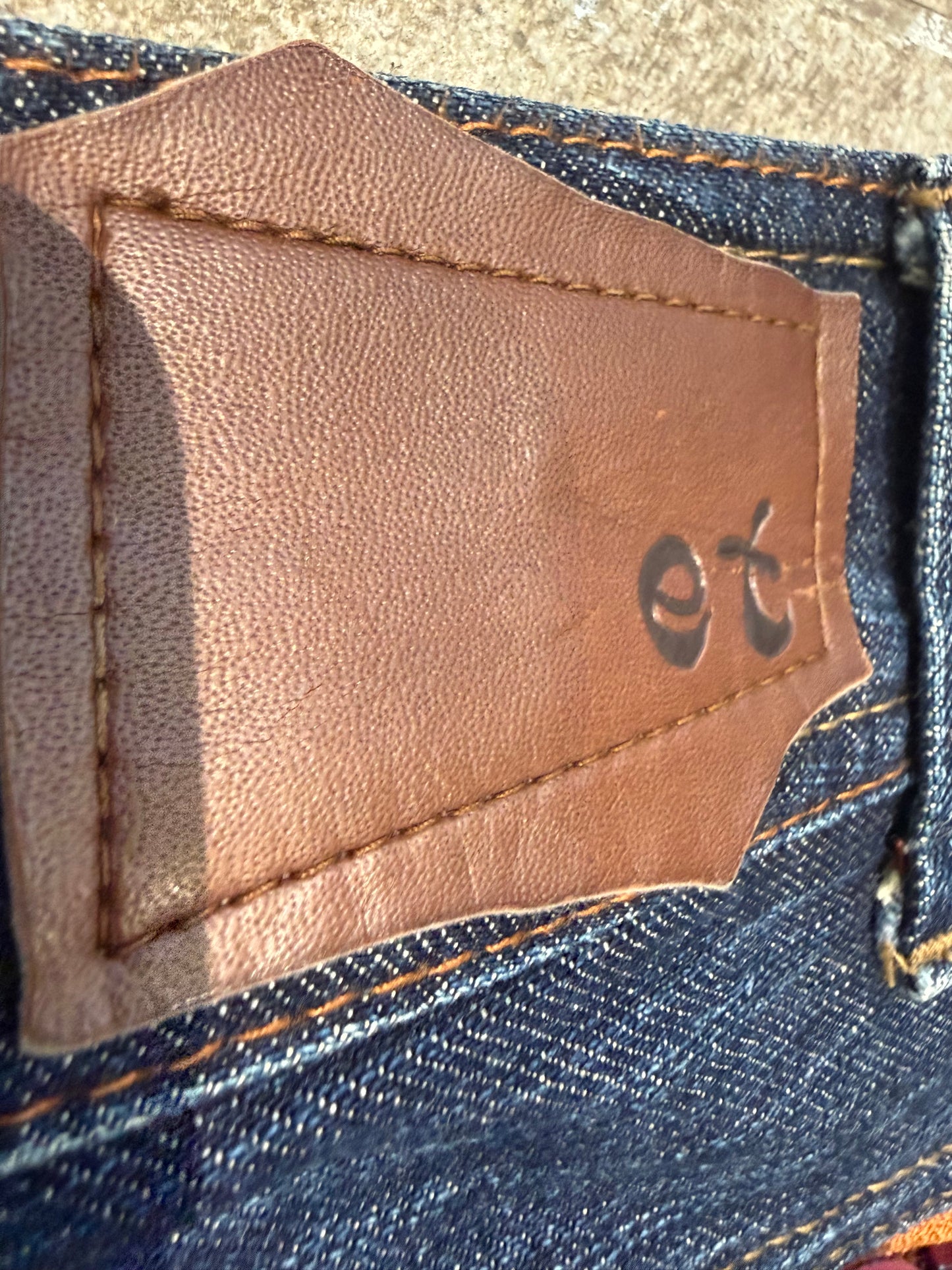 000’s Women’s Blueway Jeans (32”)