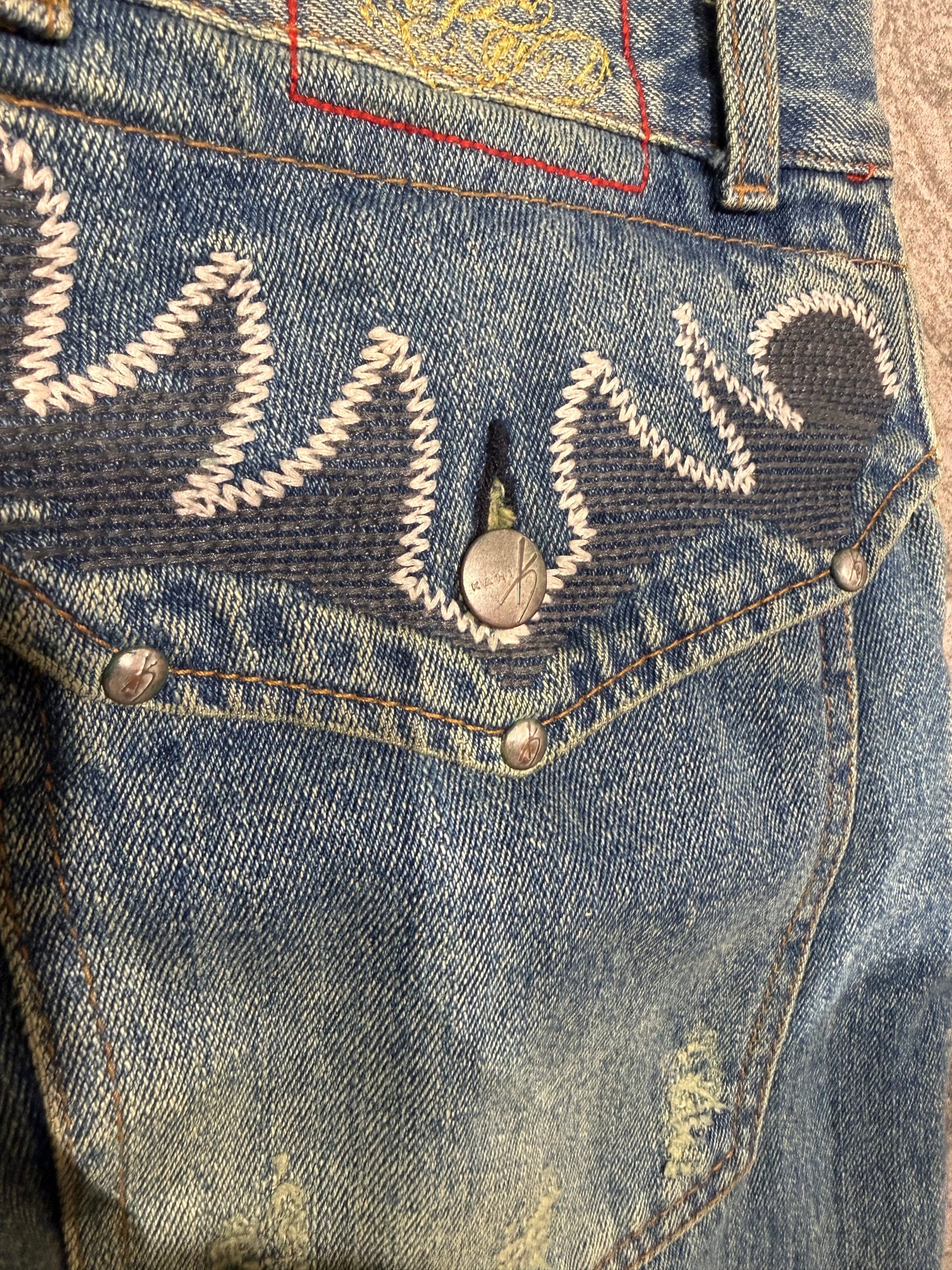 000’s Karl Kani Bootcut Embroidered Jeans (31”)
