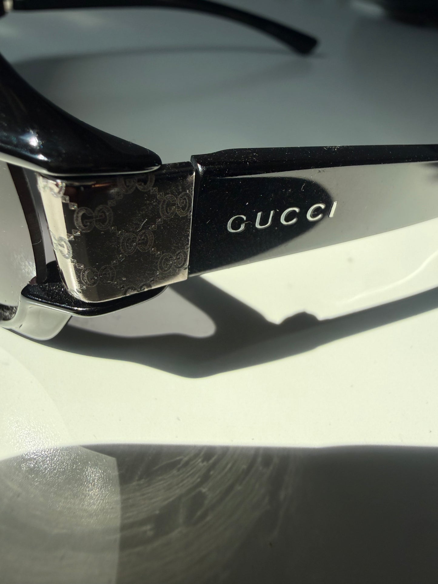 Gucci Sunglassess