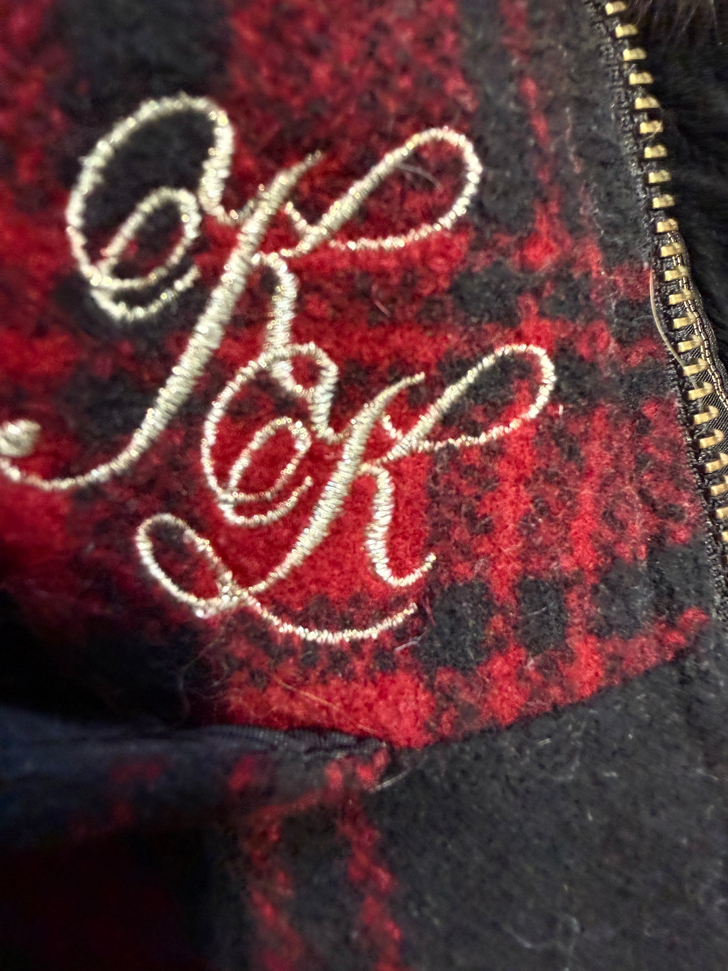 000’s Karl Kani Fur Hood Plaid Jacket (M-L)
