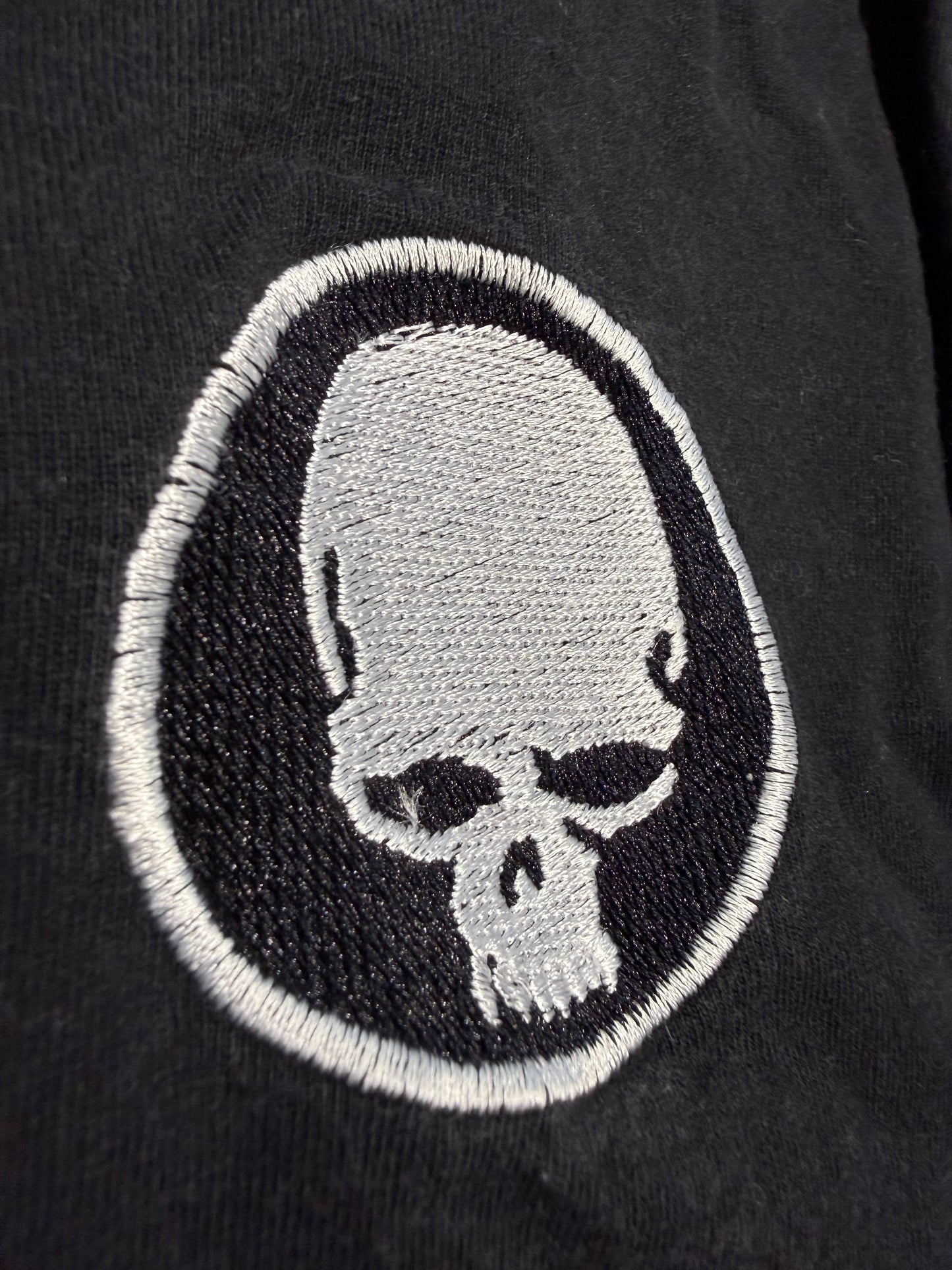 000’s TFOA Skull Longsleeve